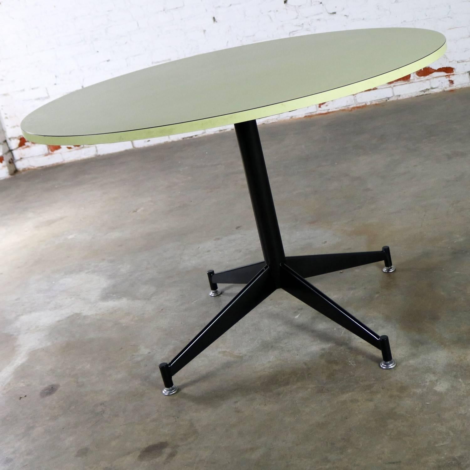 mcm pedestal table