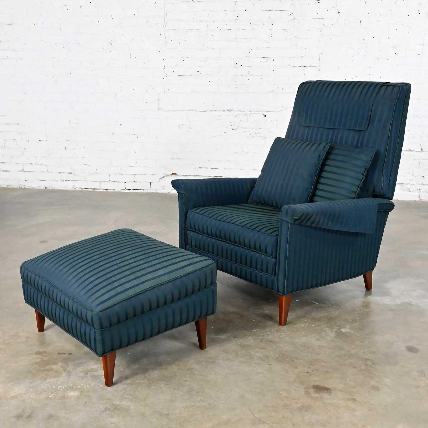 Mid-Century Modern MCM Royal Blue & Blue Green Recliner & Ottoman Attributed to Selig Monroe Chair For Sale