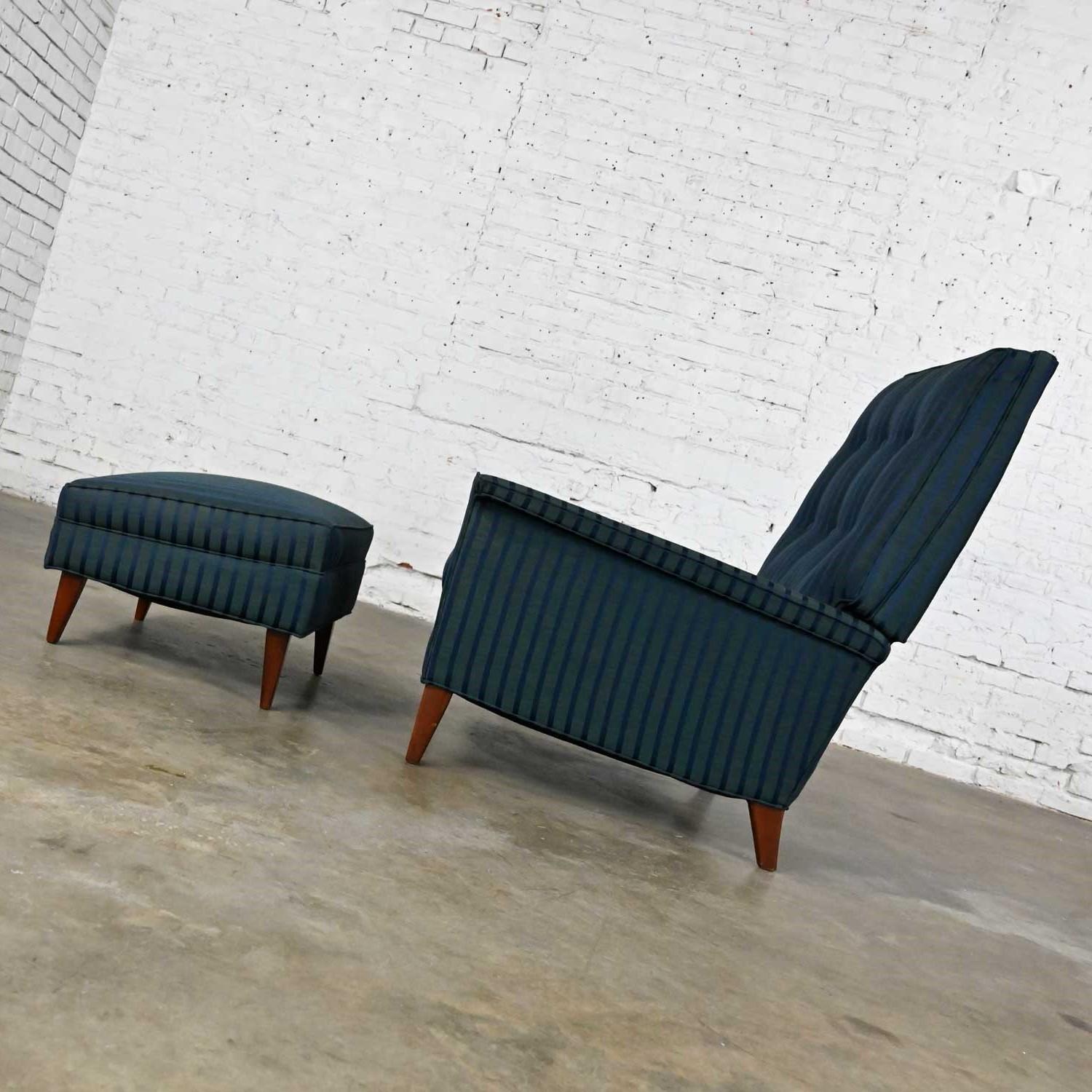 Tissu Fauteuil et pouf MCM Royal Blue & Blue Green attribués à Selig Monroe Chair en vente