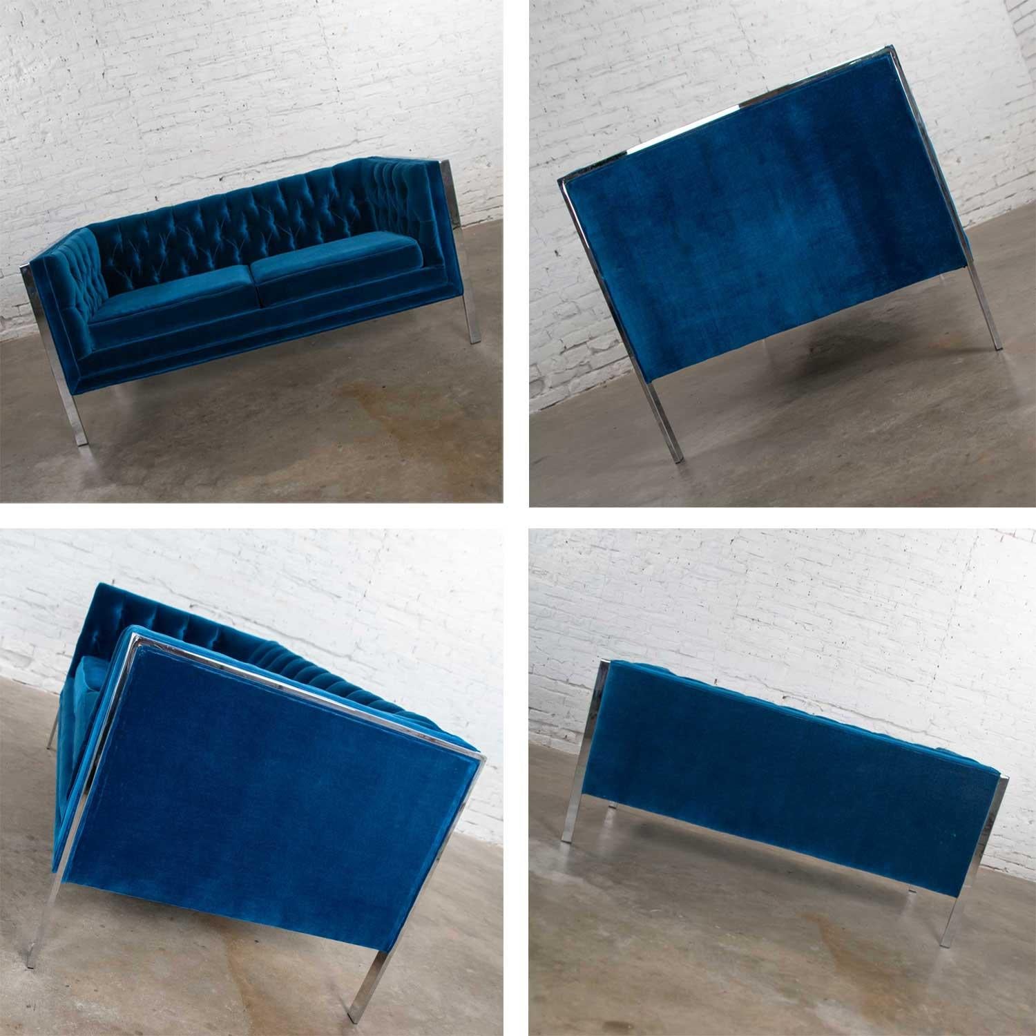 MCM Royal Blue Velvet and Chrome Cube Loveseat and Chair after Milo Baughman For Sale 4