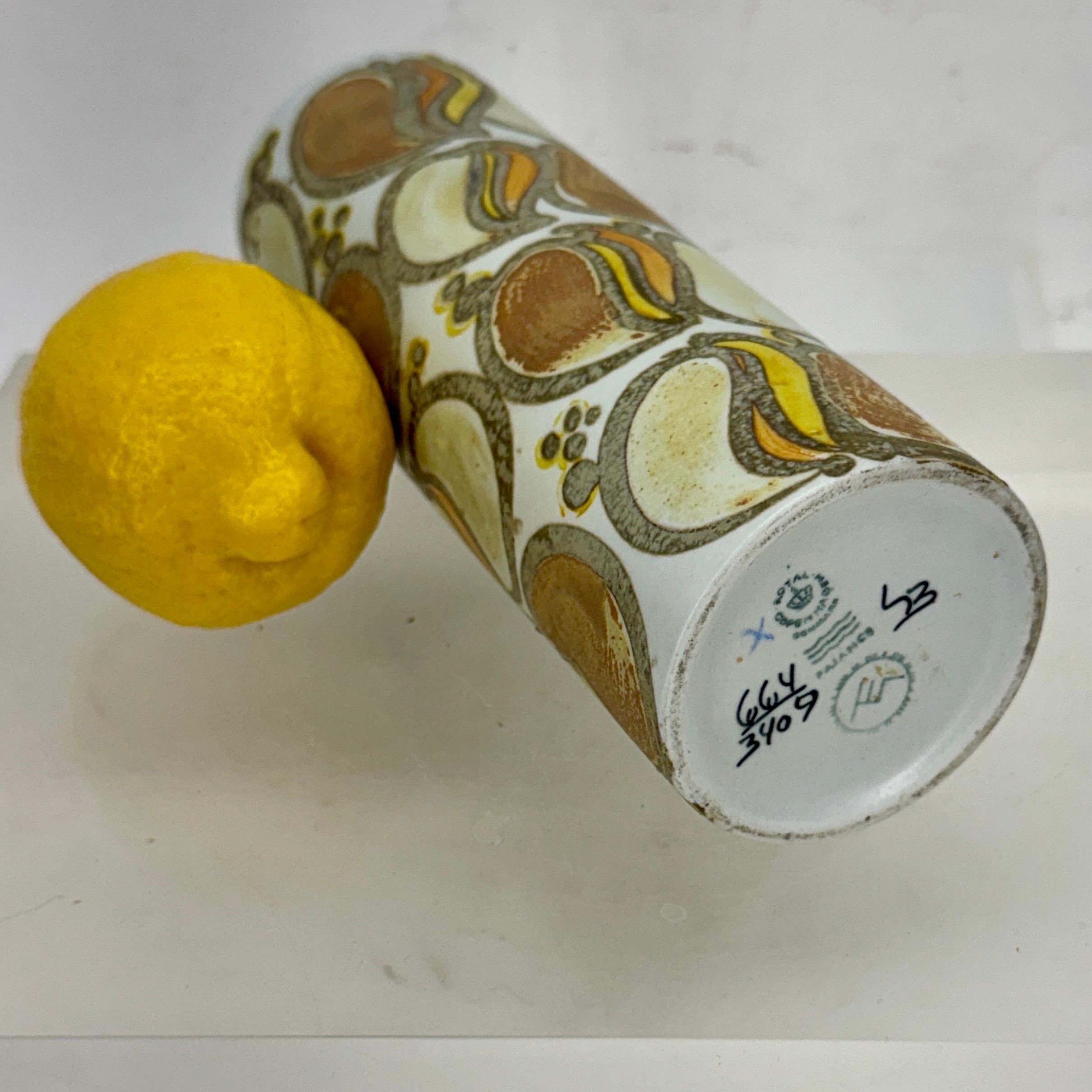 Mid-Century moderno Vaso cilindrico di faience di Niels Thorsson, Danimarca, MCM Royal Copenhagen in vendita