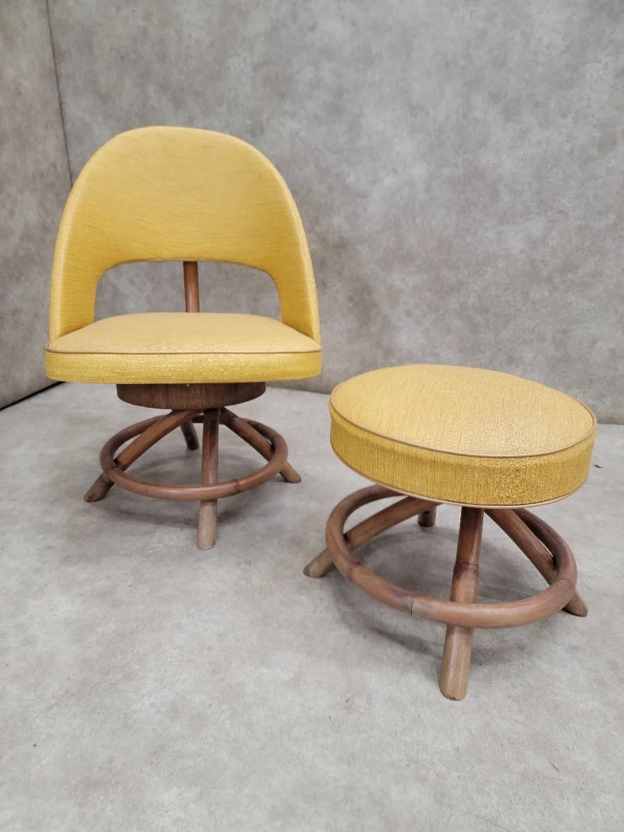 Ensemble 2 pièces - Chaise et ottoman pivotants en rotin de style Saarinen Bon état - En vente à Chicago, IL