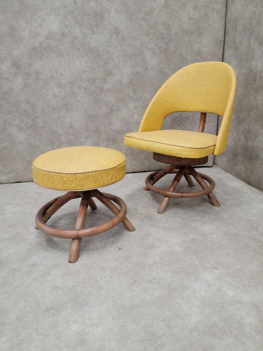 Rotin Ensemble 2 pièces - Chaise et ottoman pivotants en rotin de style Saarinen en vente