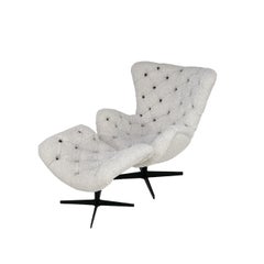 MCM Scandinavian Design Style Beige Bouclé Fabric and Leather Swivel Armchair