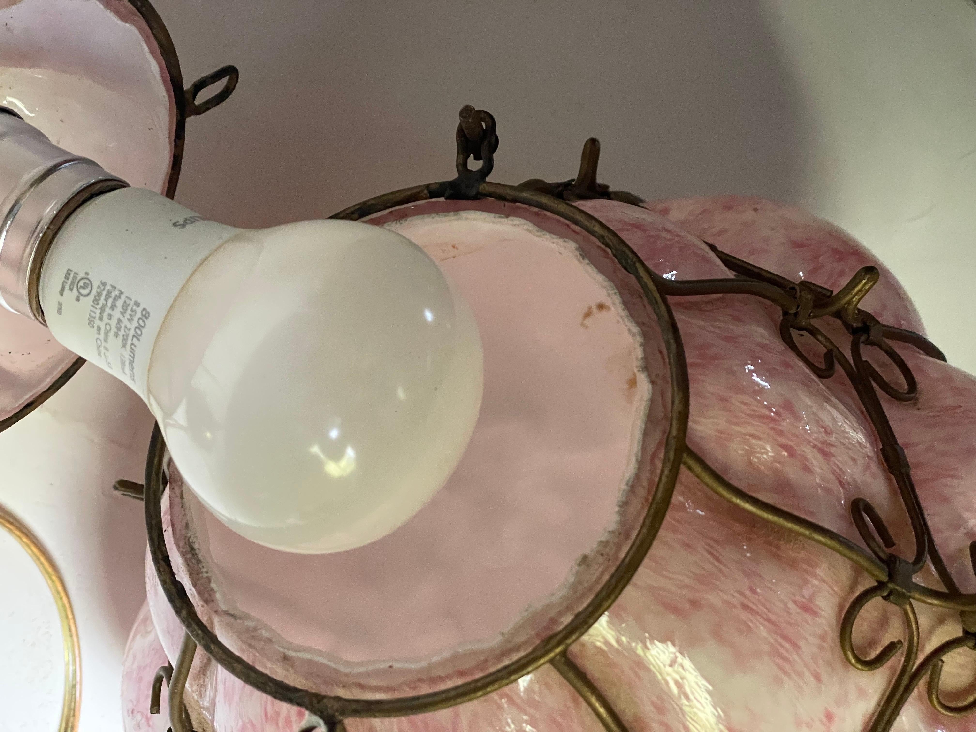 MCM Seguso - Lanterna a sospensione in vetro rosa incamiciato di Murano in vendita 5