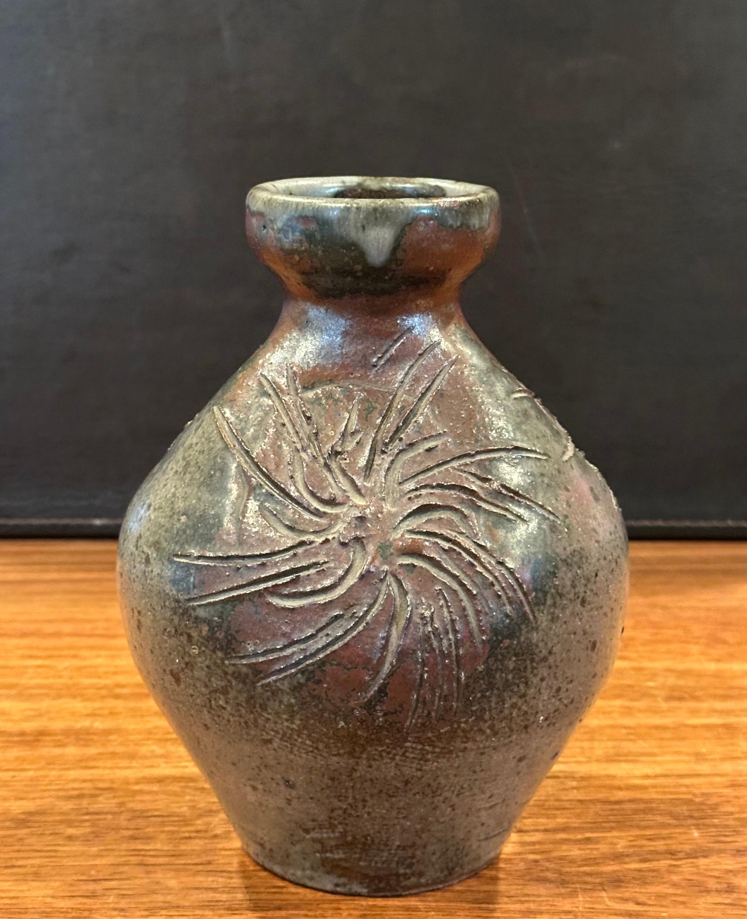 MCM Signed California Studio Pottery Stoneware Vase with Sunbursts For Sale 4