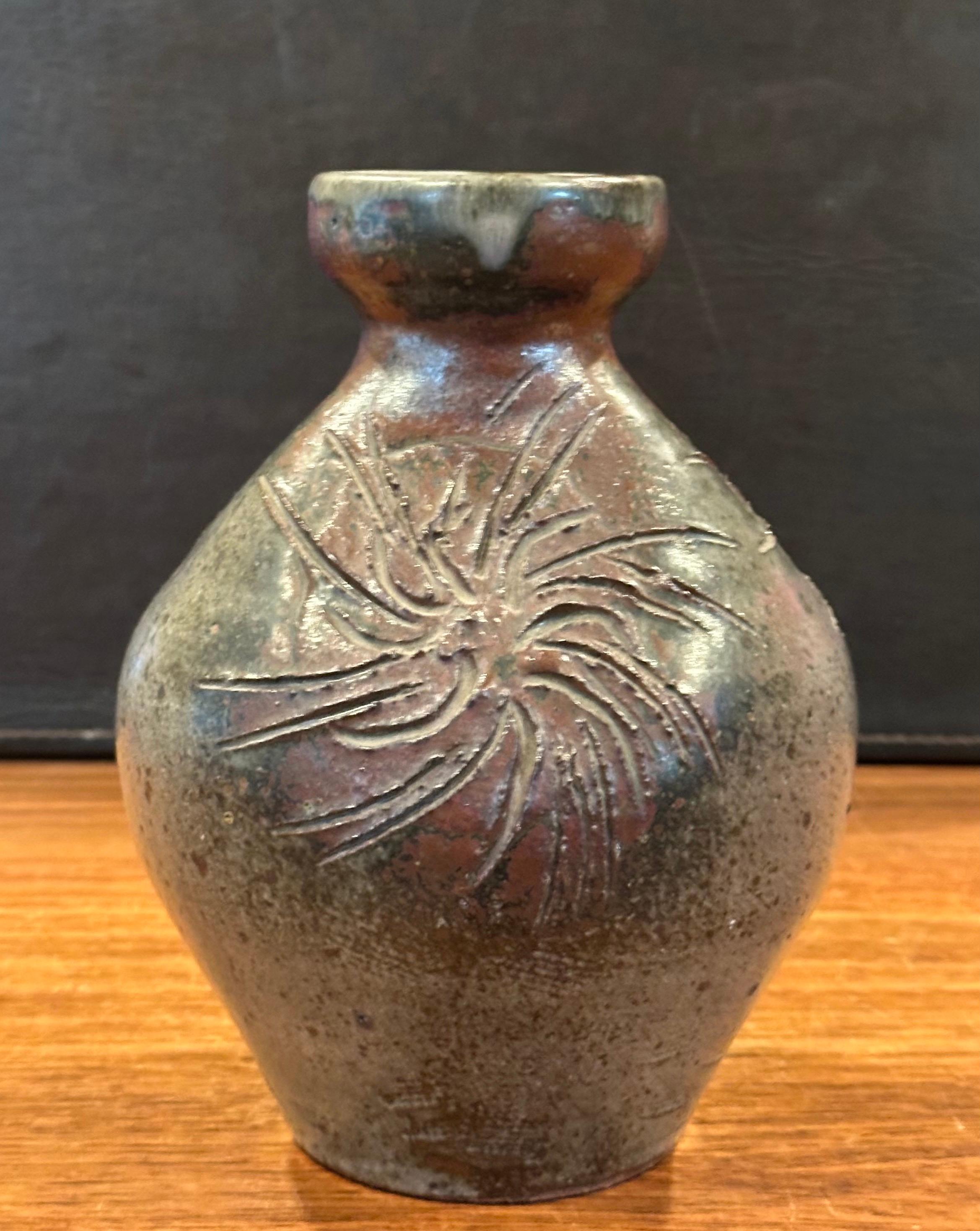 MCM Signed California Studio Pottery Stoneware Vase with Sunbursts For Sale 5