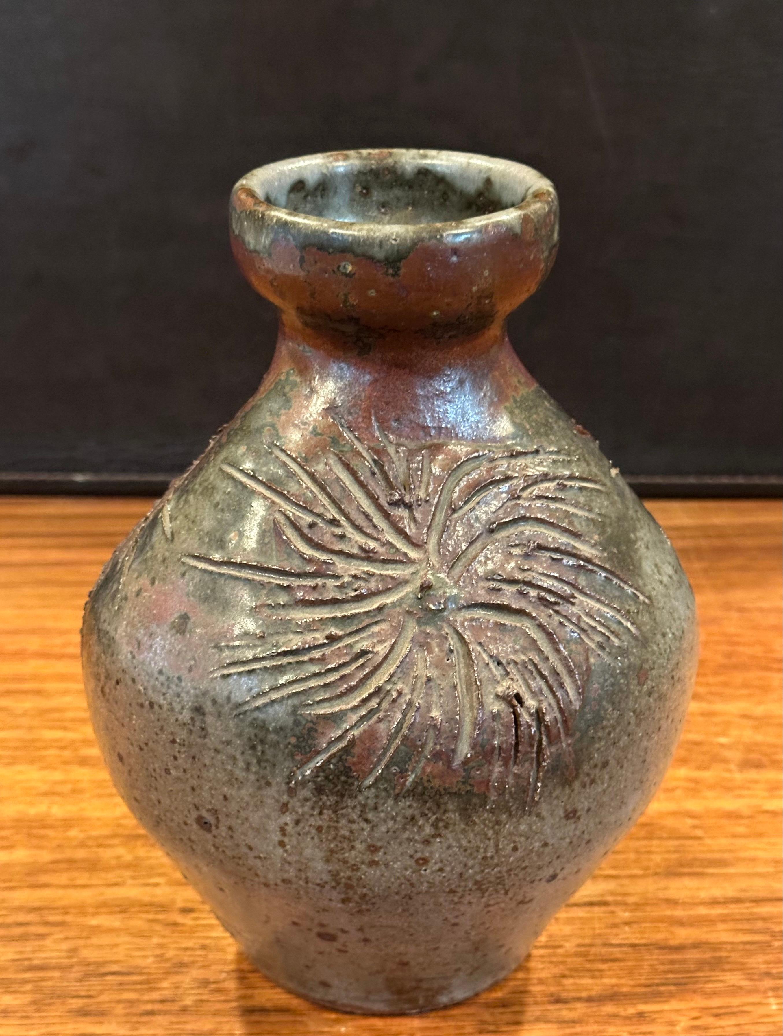 MCM Signed California Studio Pottery Stoneware Vase with Sunbursts For Sale 6