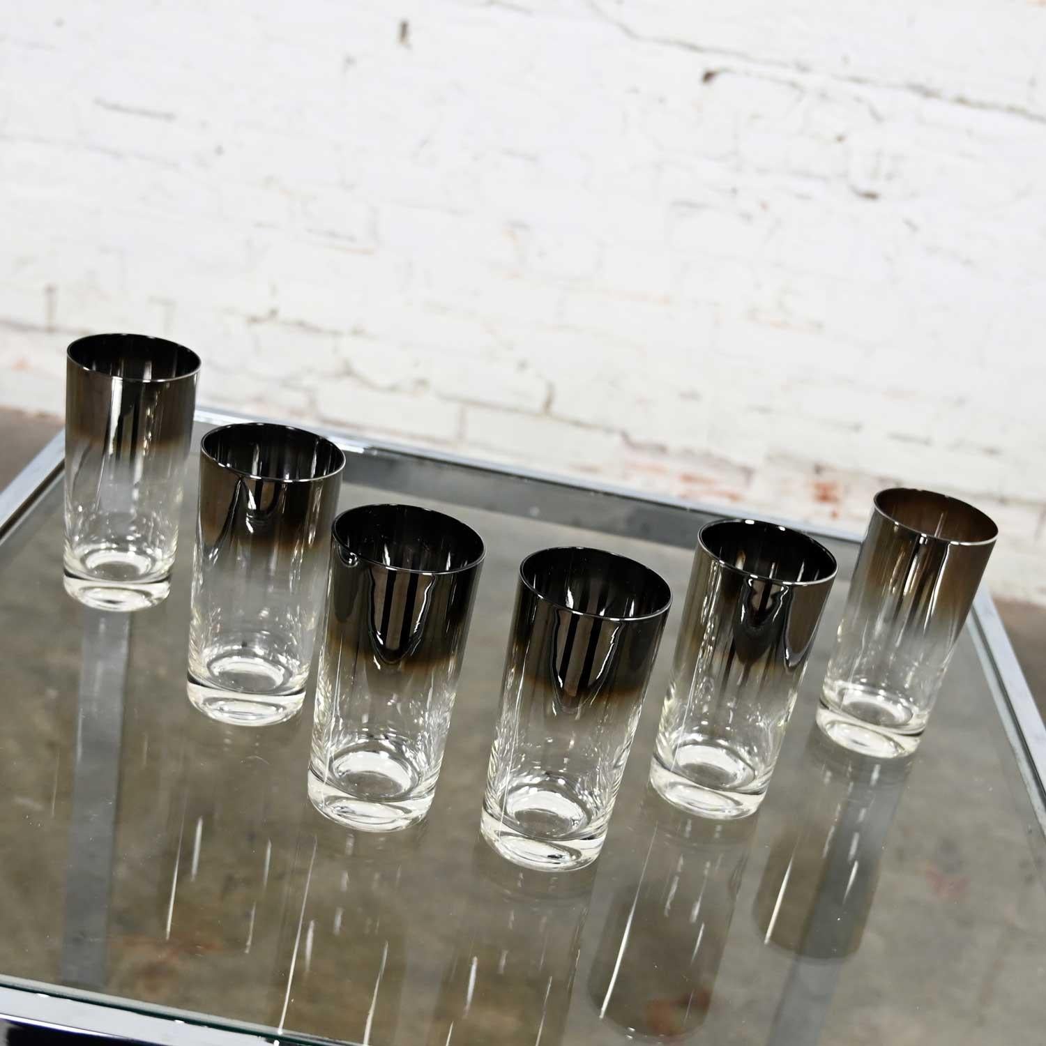 Stunning Mid-Century Modern silver fade highball sized cocktail glasses in the style of Dorothy Thorpe, set of 6. Beautiful condition, keeping in mind that this is vintage and not new so will have signs of use and wear. Please see photos and zoom in