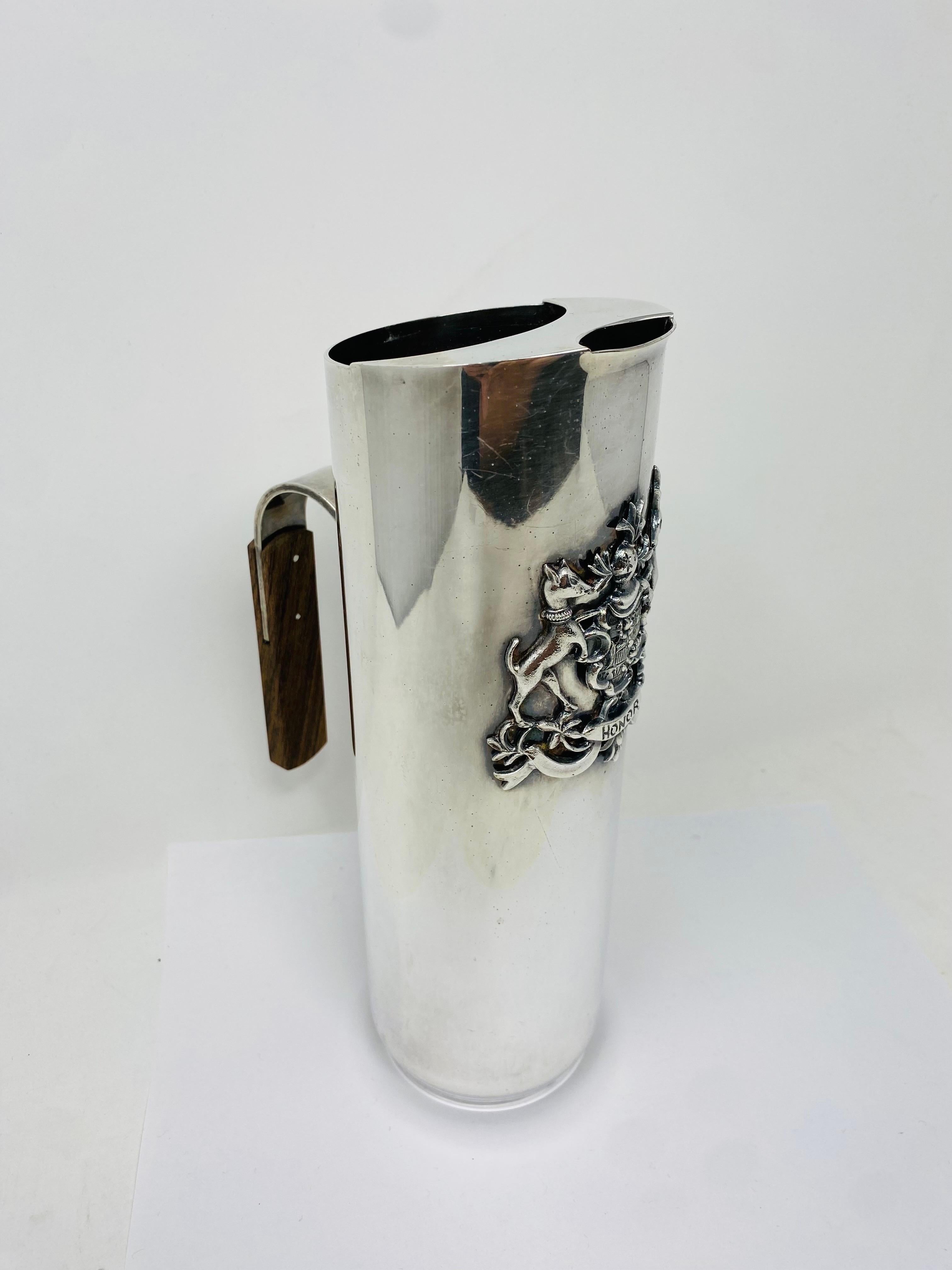 MCM Jarra con Escudo de Armas Plateada Made in Italy Chapado en plata en venta
