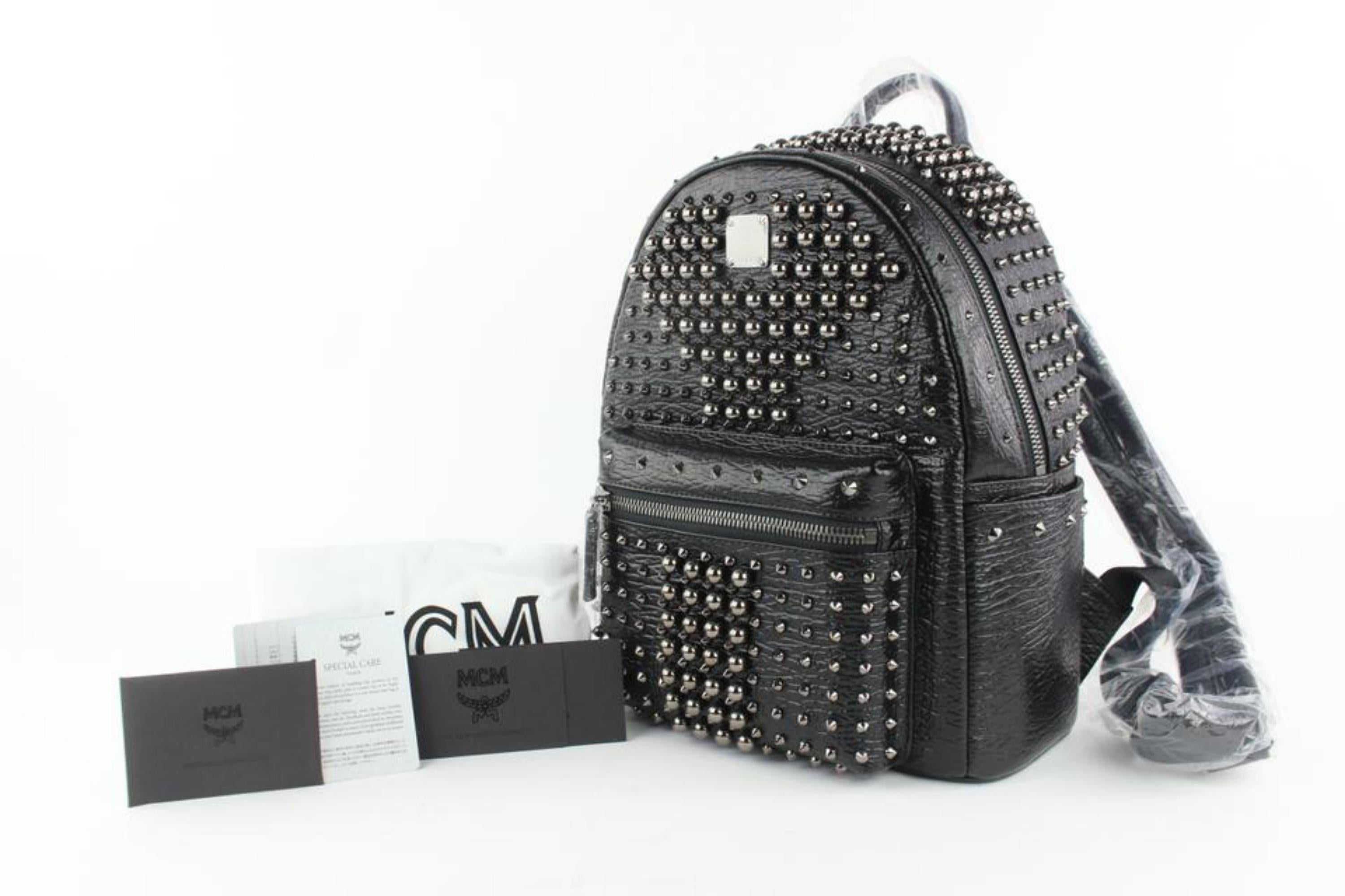 OVERALL NEW CONDITION
( 10/10 or N)
Includes Tag, Dust Bag, Care Tag, Booklet and Plastic Protections
Retail $2390
Signs of Wear:
The item is Brand New.
This item will ship out immediately.
Previously owned, unless otherwise stated.
Made In: