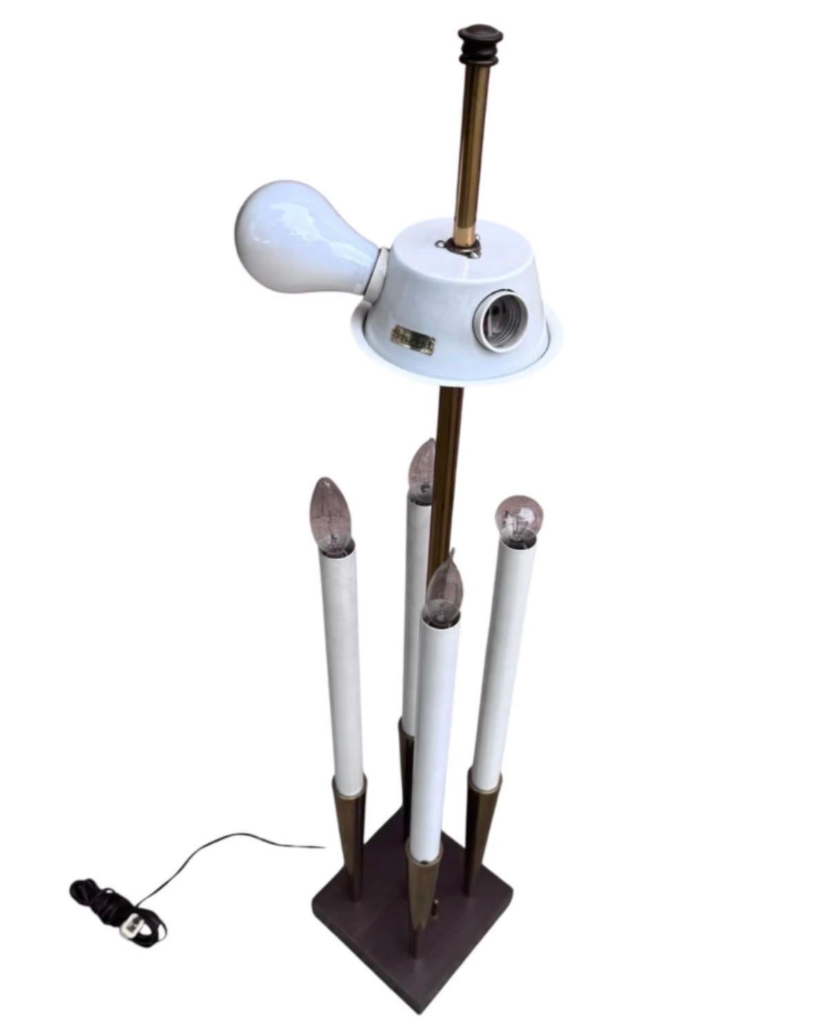 Américain Lampe chandelier MCM Stiffle par Tommi Parzinger en vente