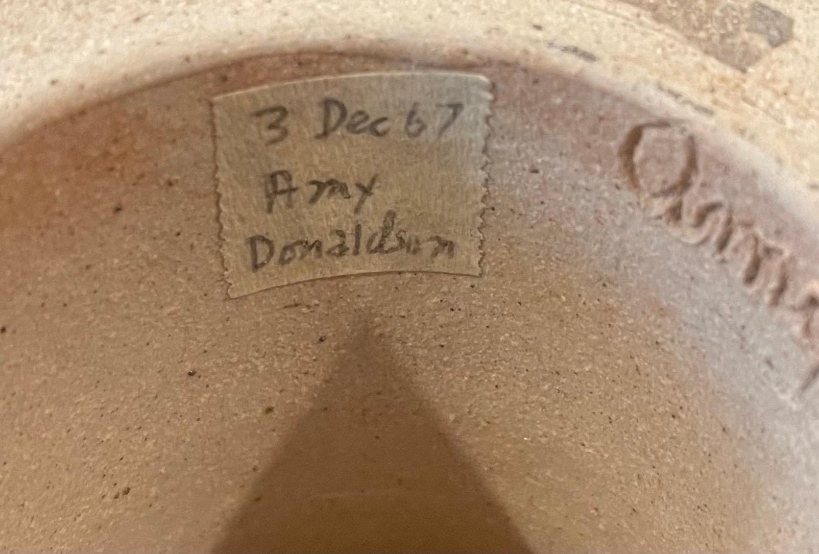 MCM Stoneware Studio Pottery Bowl on Pedestal by Amy Donaldson For Sale 9