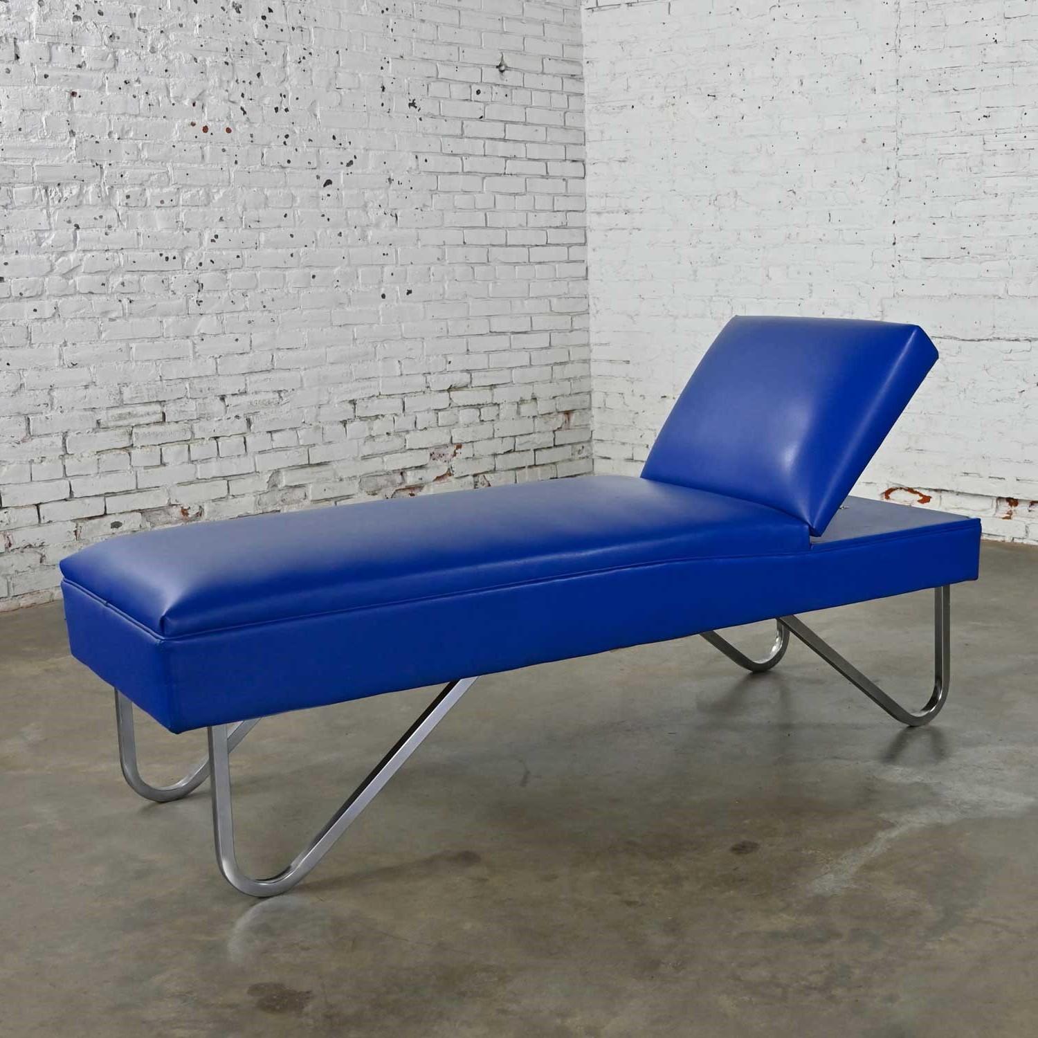 20th Century MCM Streamline Modern Industrial Royal Blue Vinyl & Chrome Adjustable Chaise For Sale