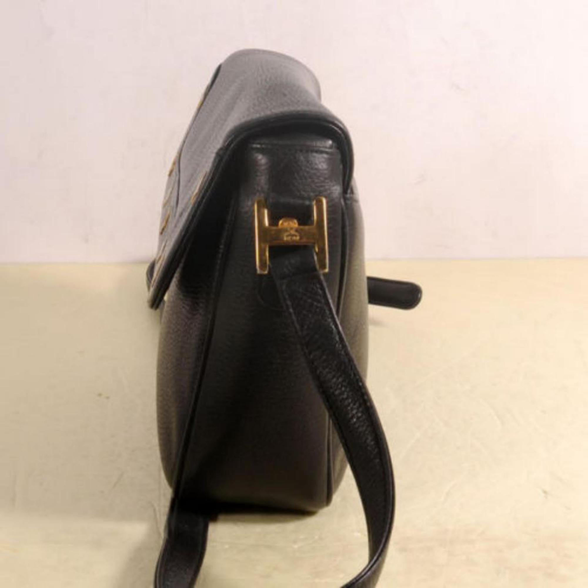 MCM Studded Camera 868503 Black Leather Shoulder Bag For Sale 5