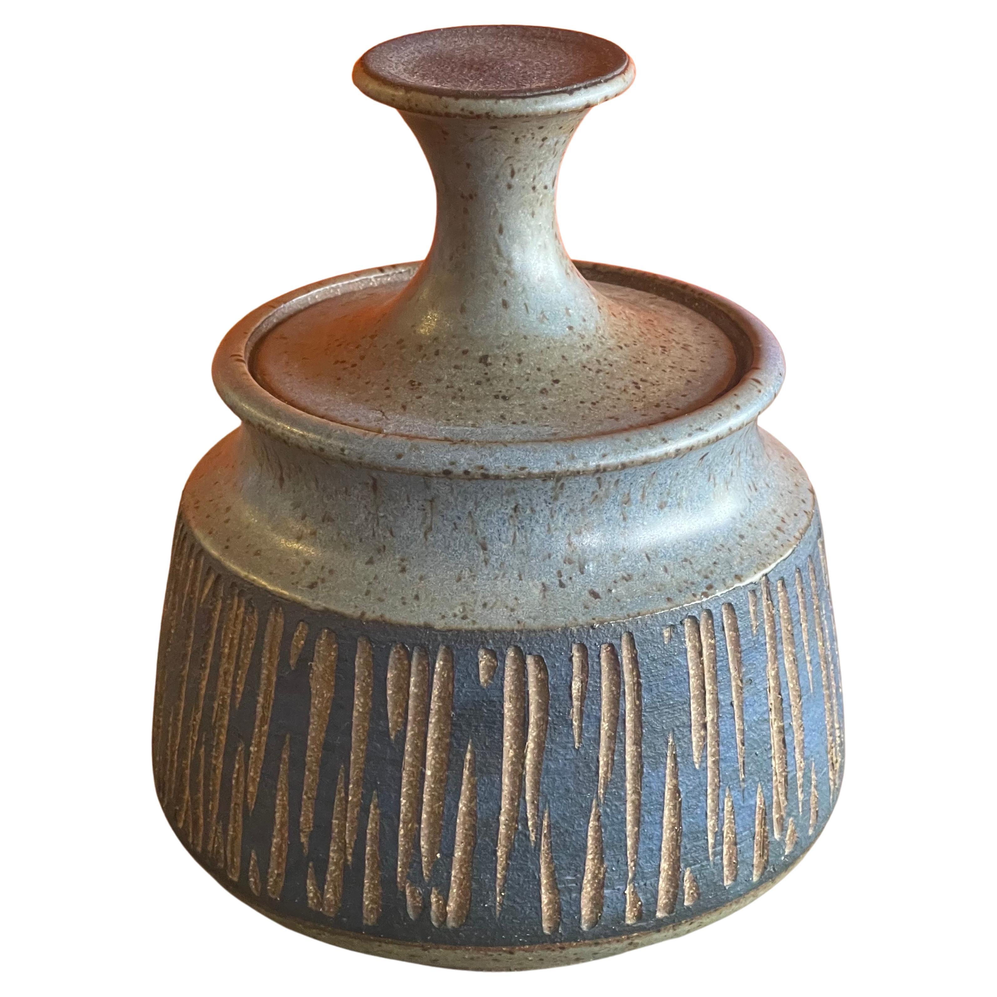 MCM Studio Pottery Lidded Stoneware Vessel by Joel Edwards For Sale at  1stDibs