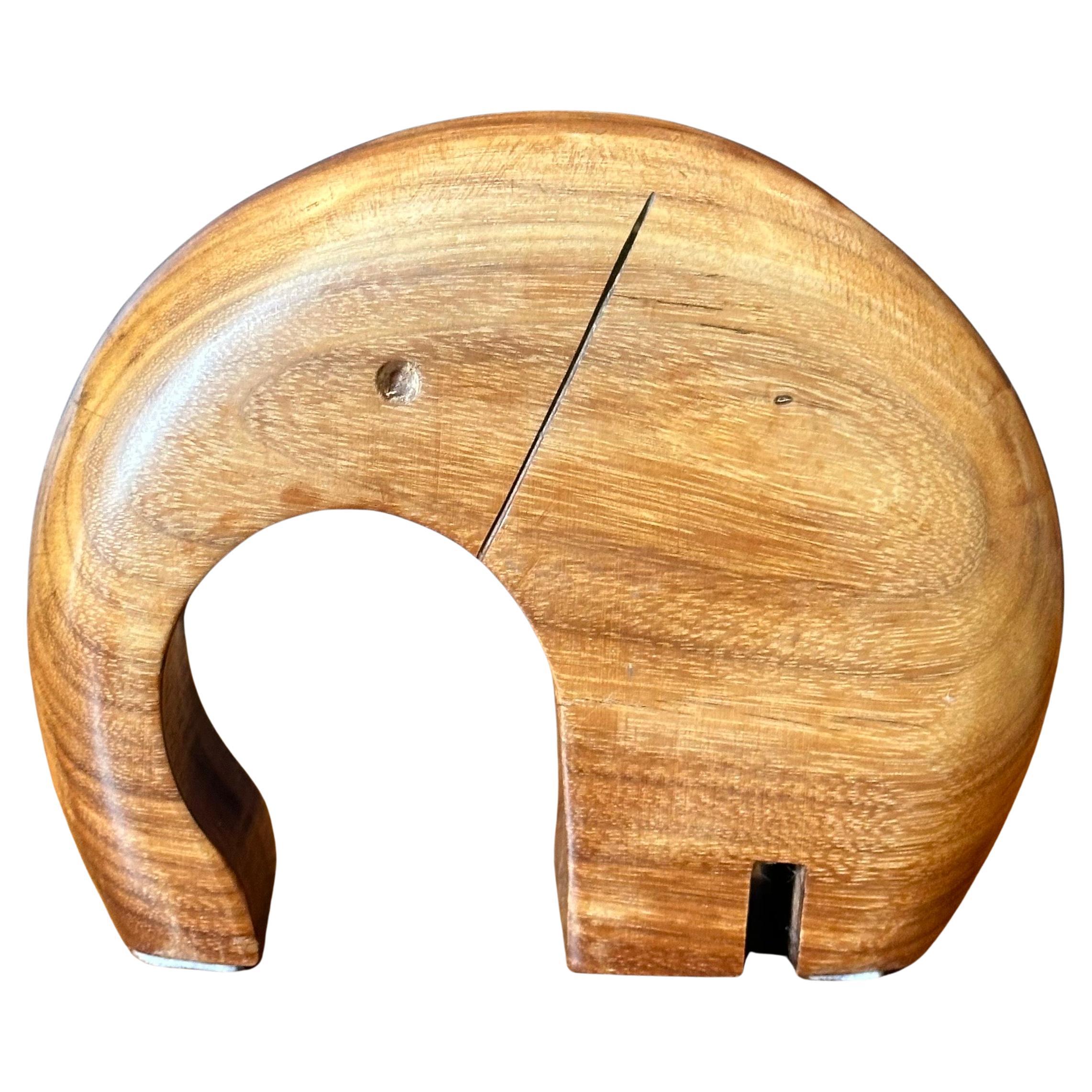 Americano Scultura Elefante circolare in noce stilizzato MCM in vendita