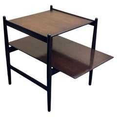 Mesa auxiliar voladiza de dos niveles MCM "Sun Coast" de Kipp Stewart para Drexel