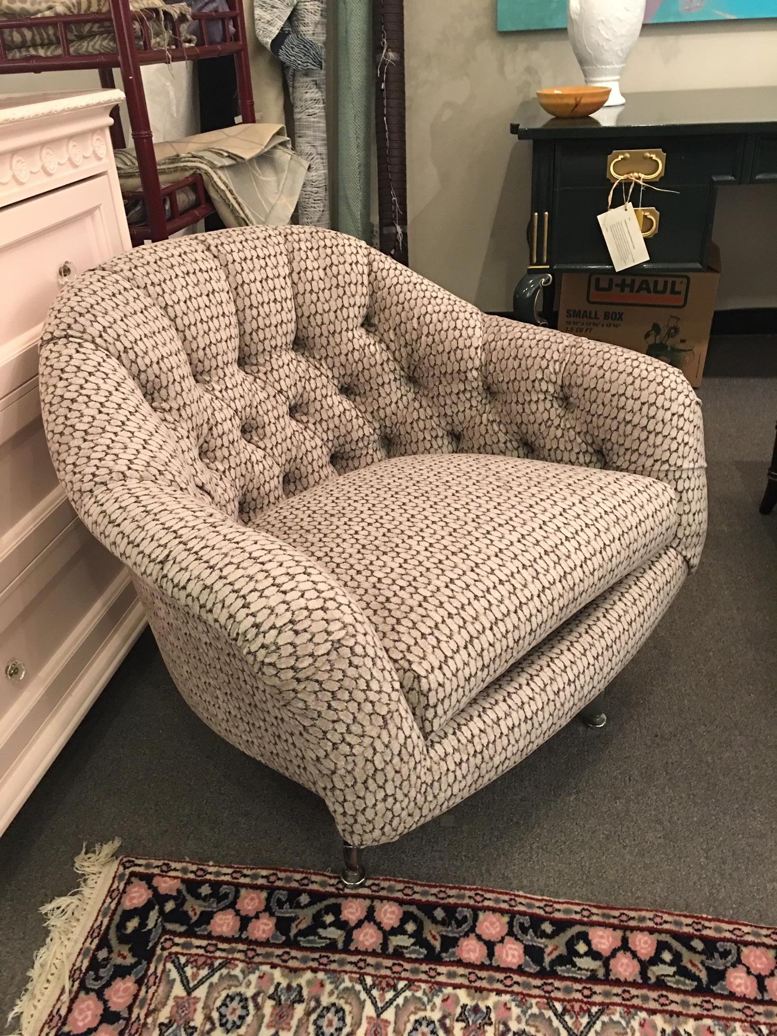 MCM Swivel Lounge Chair In Excellent Condition For Sale In Raleigh, NC