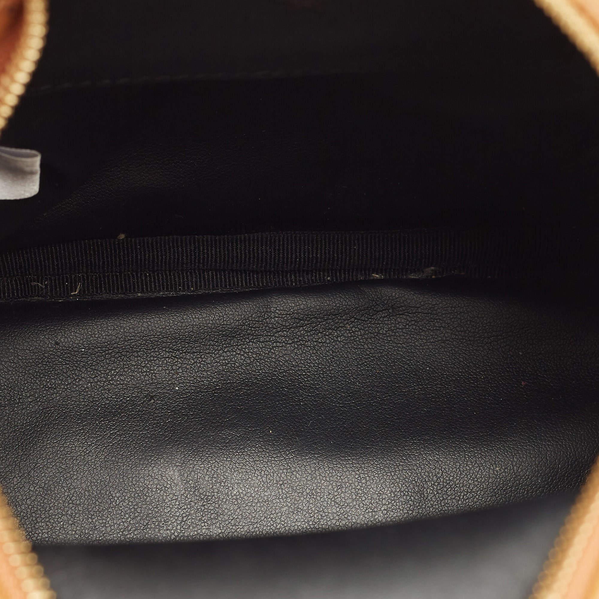MCM Tan Visetos Mini-Rucksack aus beschichtetem Segeltuch und Leder mit Nieten im Stark-Bebebe-Stil 1