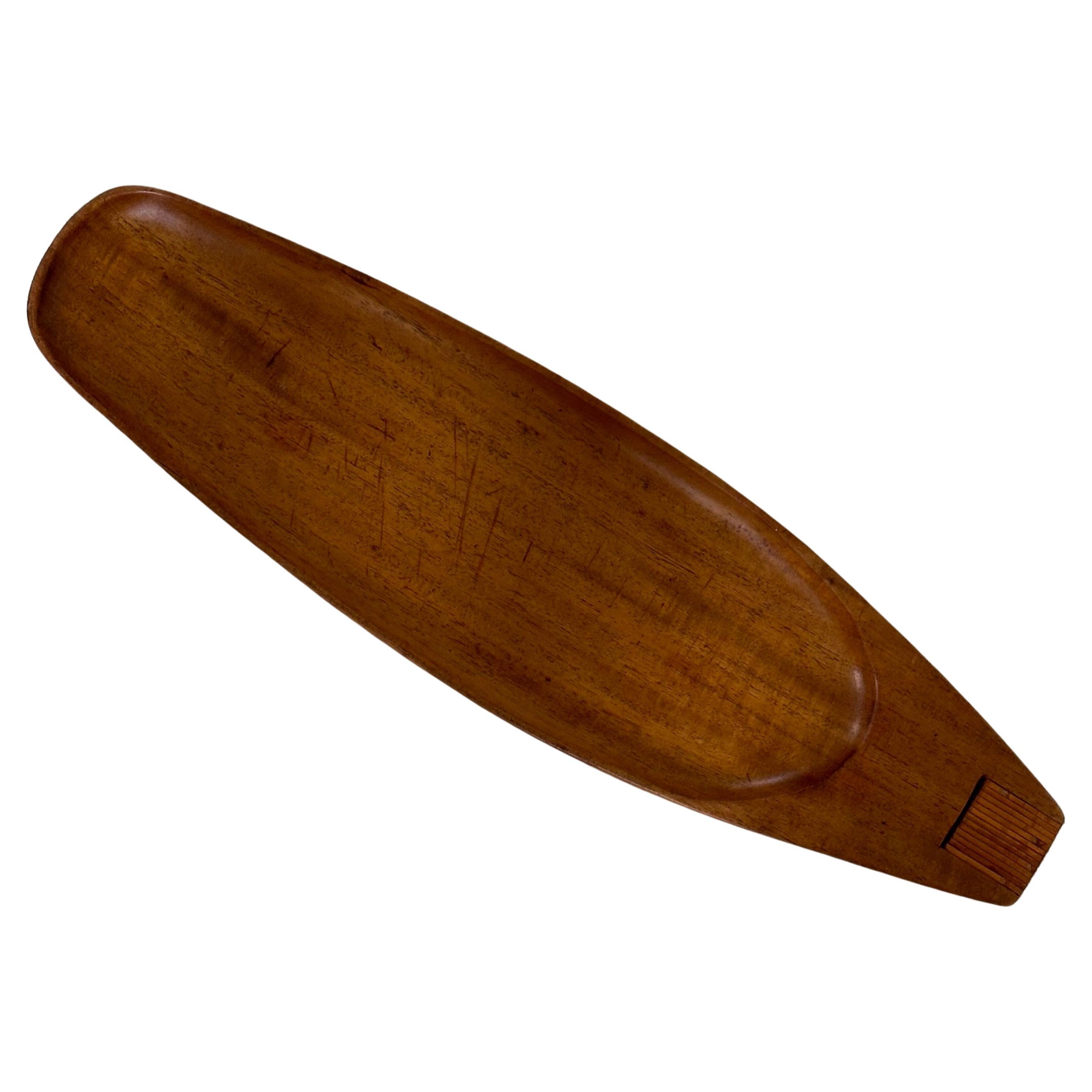 MCM Taverneau, längliches Serviertablett aus Holz und Korbweide mit Henkel von Arthur Umanoff (Böhmisch) im Angebot