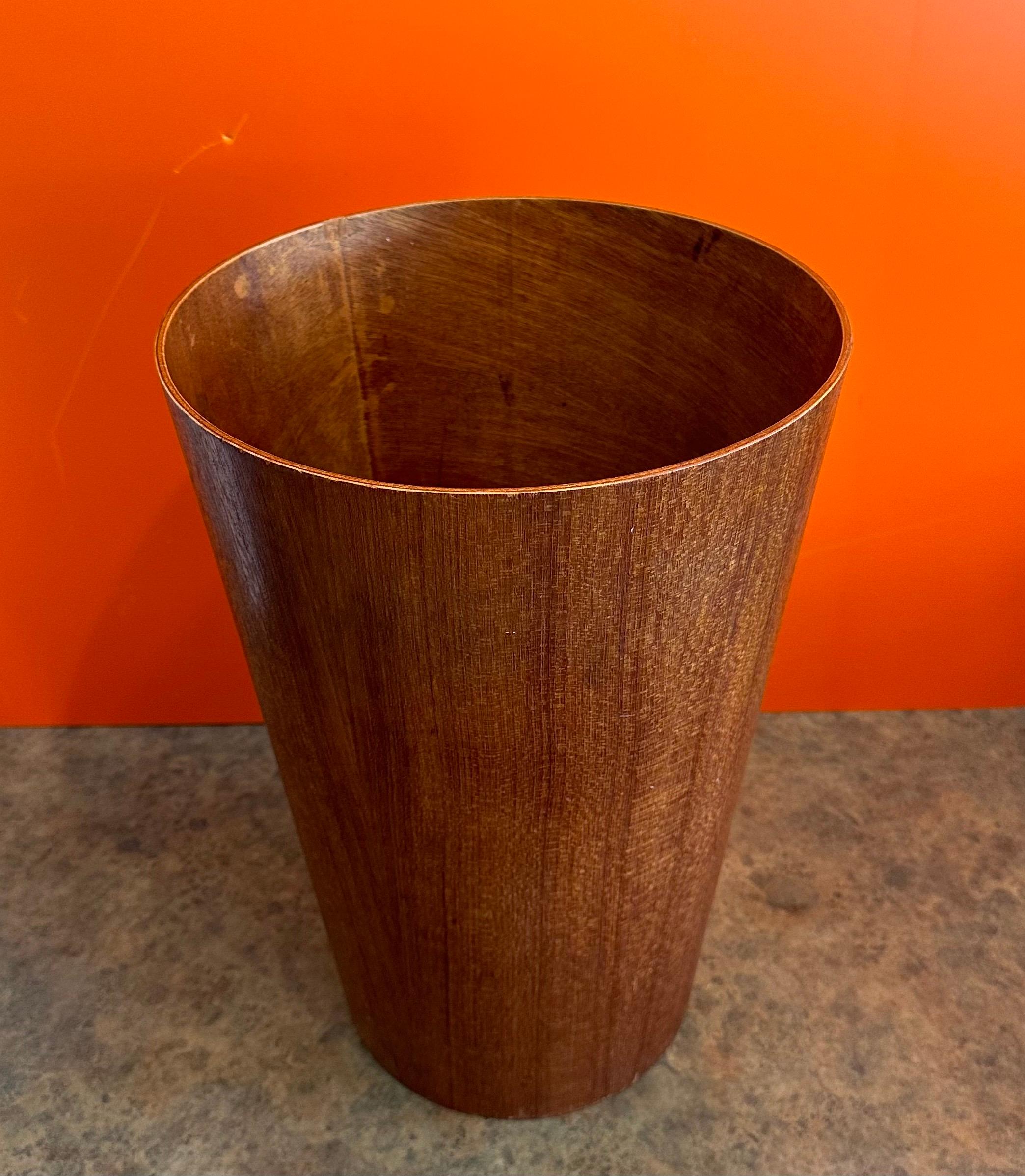 MCM Teak Waste Basket in the Style of Martin Aberg for Servex Rainbow In Good Condition In San Diego, CA