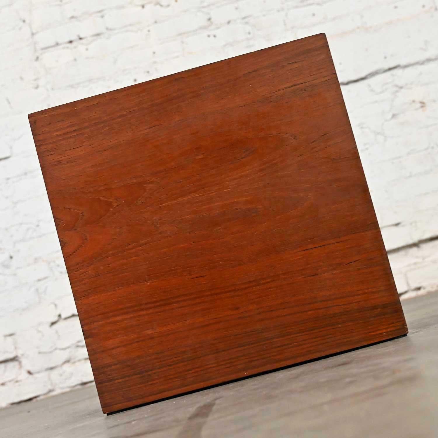 Unknown MCM to Scandinavian Modern Teak Veneer Cube Side End Table or Magazine Container For Sale