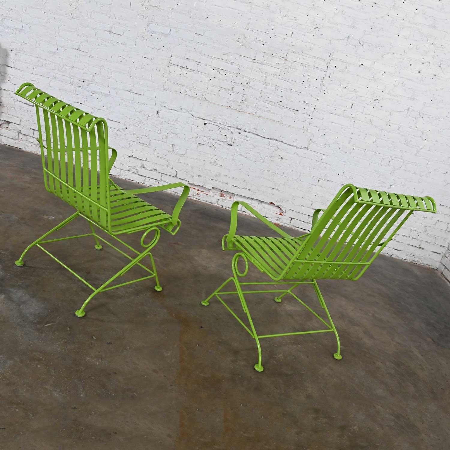 20th Century MCM Tropical Leaf Green Painted Metal Outdoor Slatted Springer Chairs a Pair For Sale