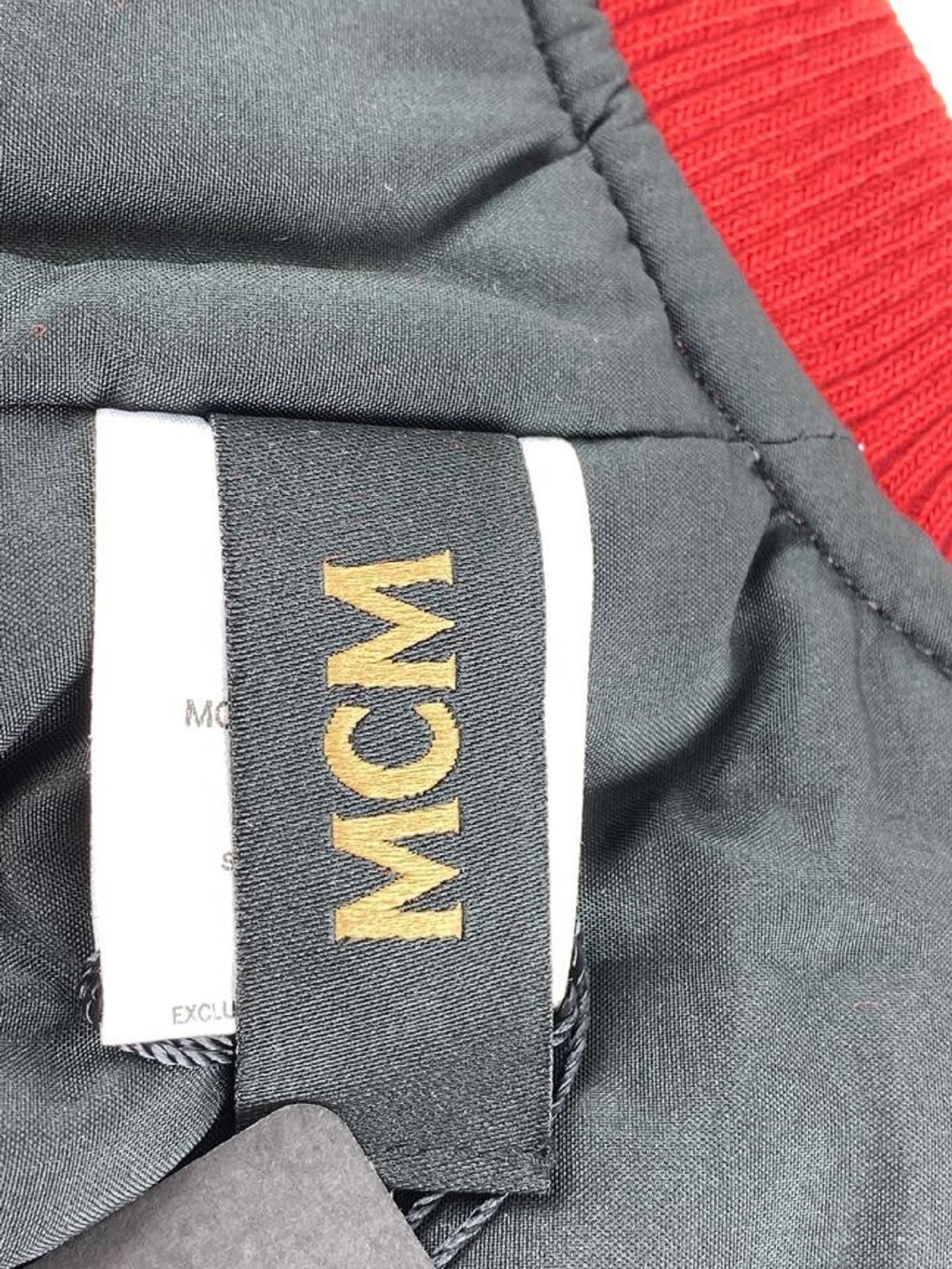 MCM - Veste de chambre/pull de sport avec logo Visetos et chien chiot coquelicot, 2mcm1231 en vente 3