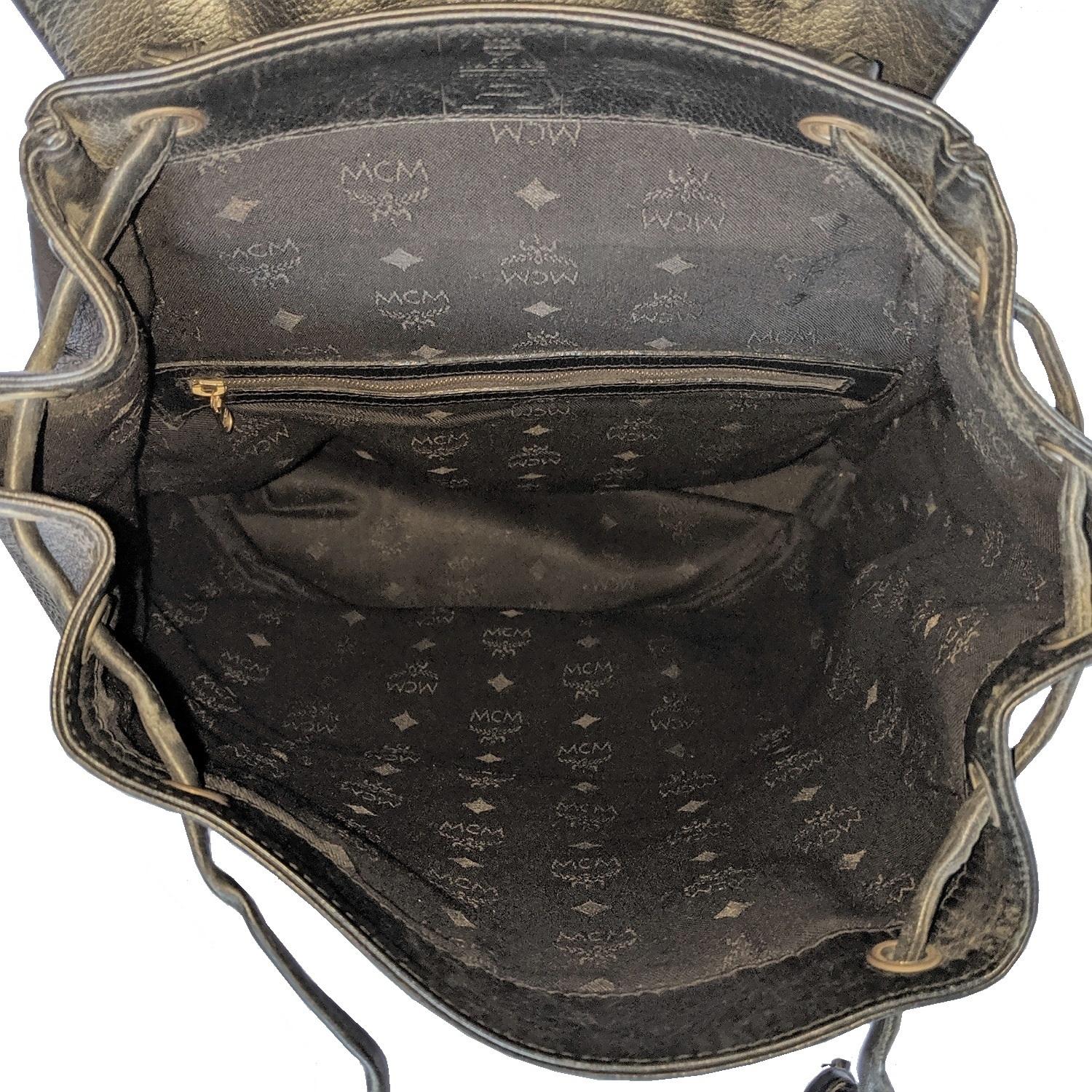 MCM Vintage Black Genuine Calfskin Leather Unisex Backpack For Sale 2