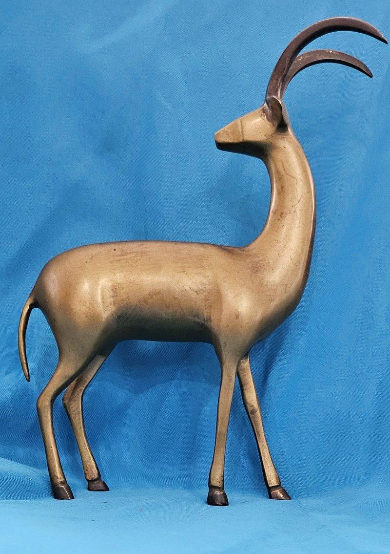 10.5 Inch MCM Brass Antelope Sculpture Loet Vanderveen Style - CLOSING SALE en vente 6