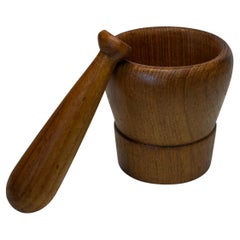 MCM Vintage Danish Teak Mörser und Stößel Hand gedreht Modernist Design