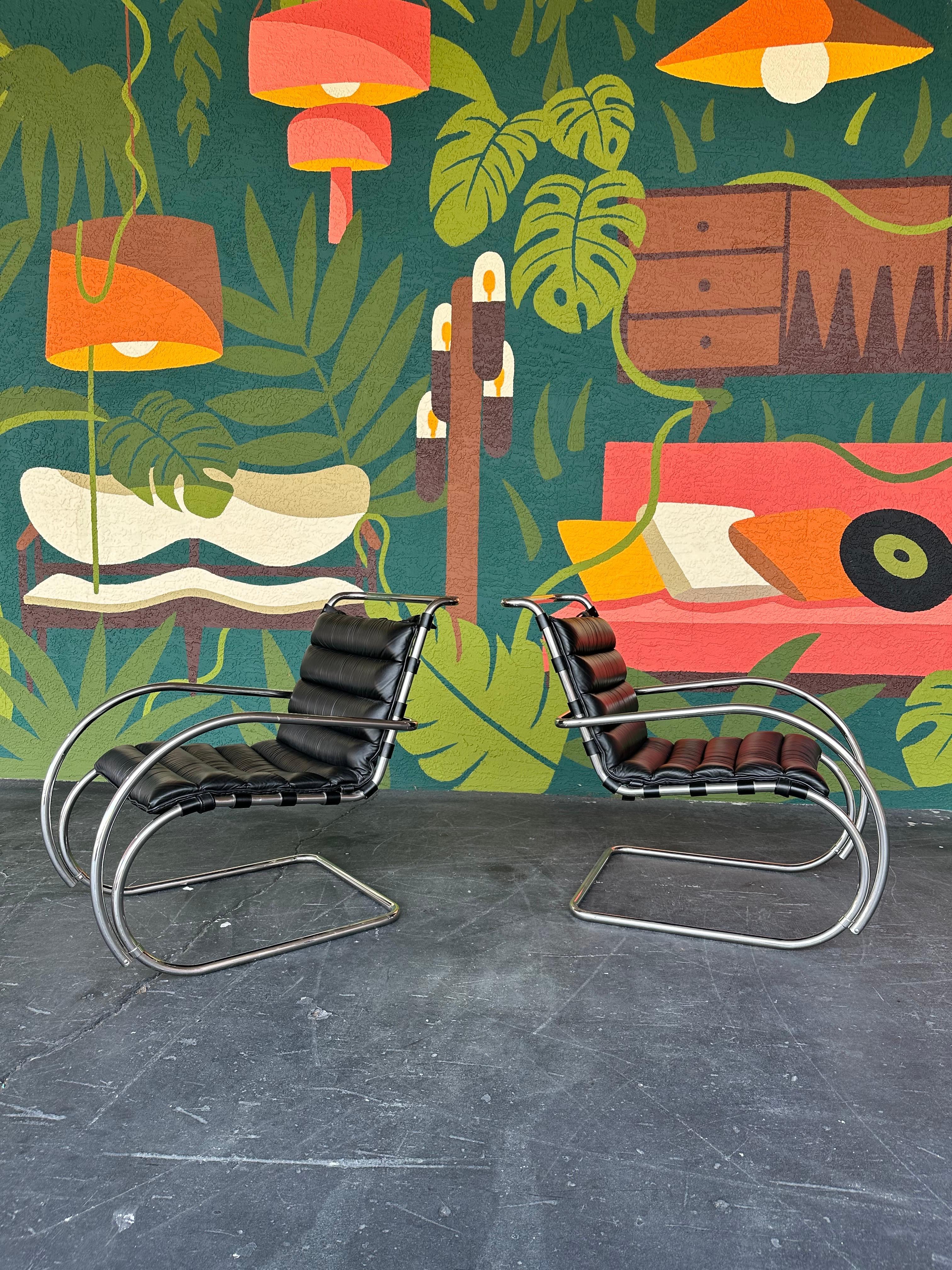 Bauhaus MCM Vintage Pair of Mies Van Der Rohe MR Leather Lounge Chairs