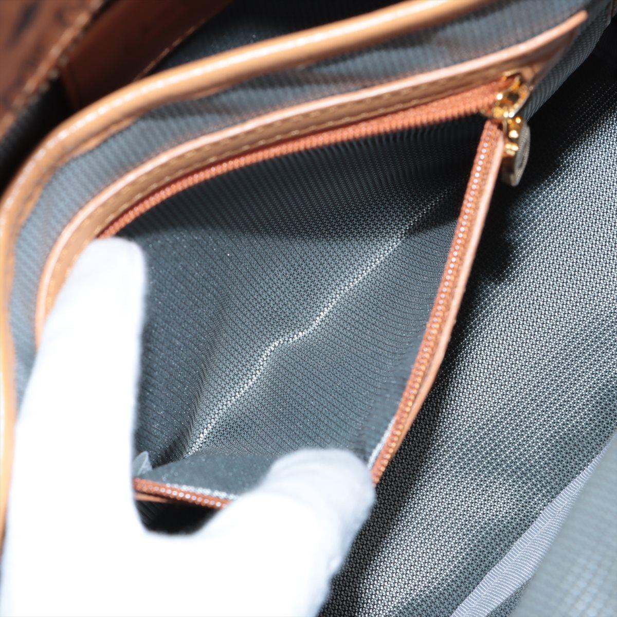 Zaino MCM Visetos Stark con borchie laterali Cognac in vendita 5