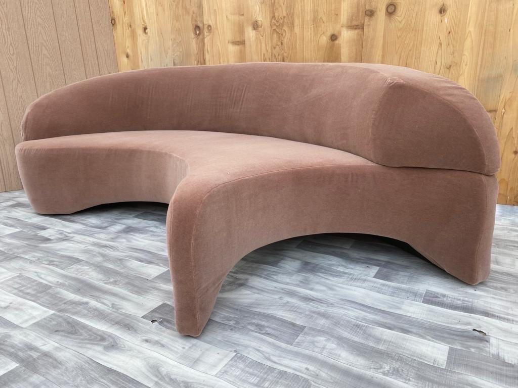 MCM Vladimir Kagan “Comete” Sofa for Roche Bobois Newly Upholstered Blush Mohair 4