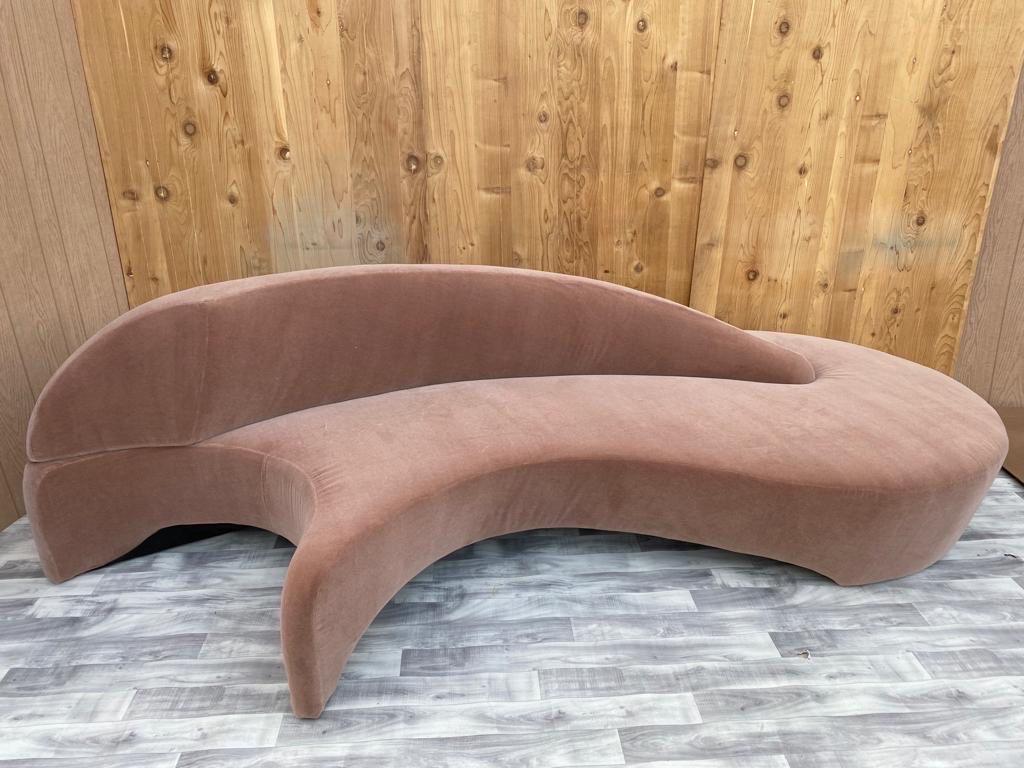 MCM Vladimir Kagan “Comete” Sofa for Roche Bobois Newly Upholstered Blush Mohair In Good Condition In Chicago, IL