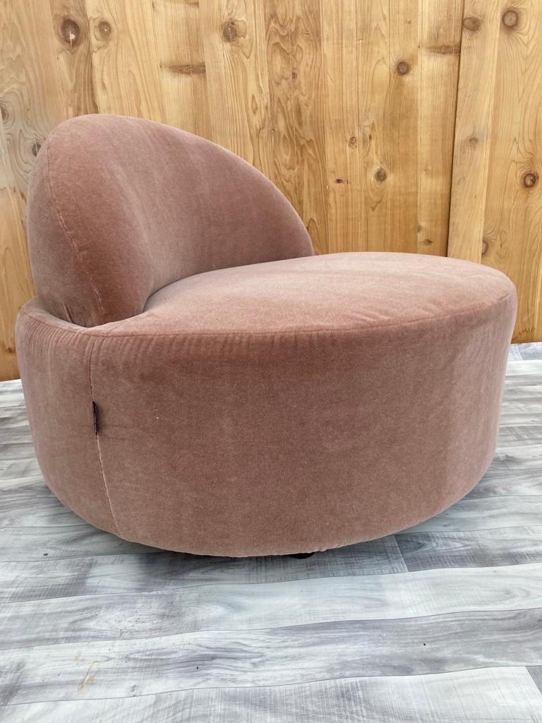 Contemporary MCM Vladimir Kagan “Comete” Sofa for Roche Bobois Newly Upholstered Blush Mohair