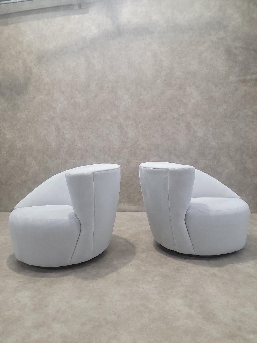 Mid-Century Modern Paire de fauteuils pivotants MCM Vladimir Kagan pour Directional Nautilus en vente