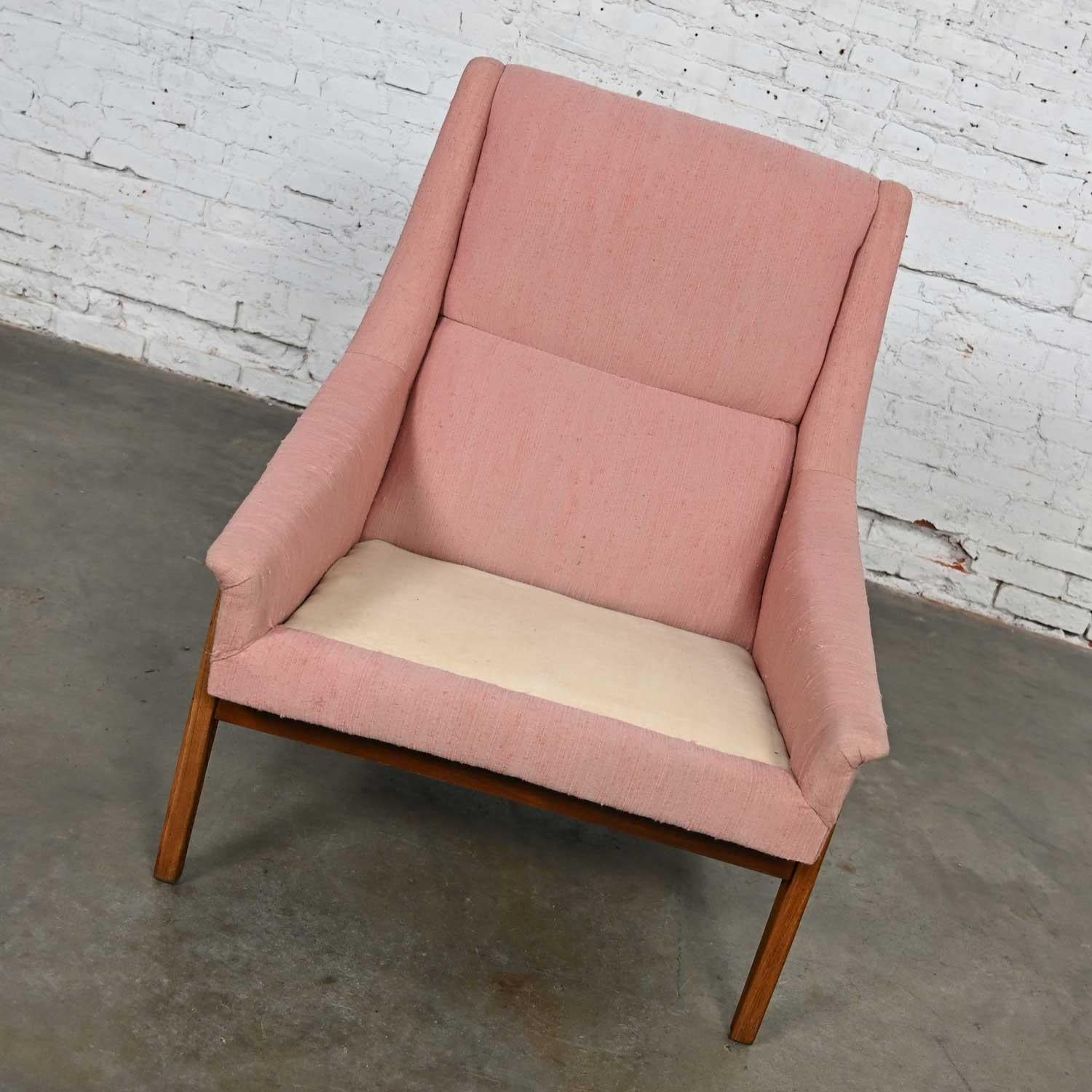 MCM Walnut & Ash Frame with Pink Fabric Lounge Chair Style of Dux or Kroehler For Sale 1