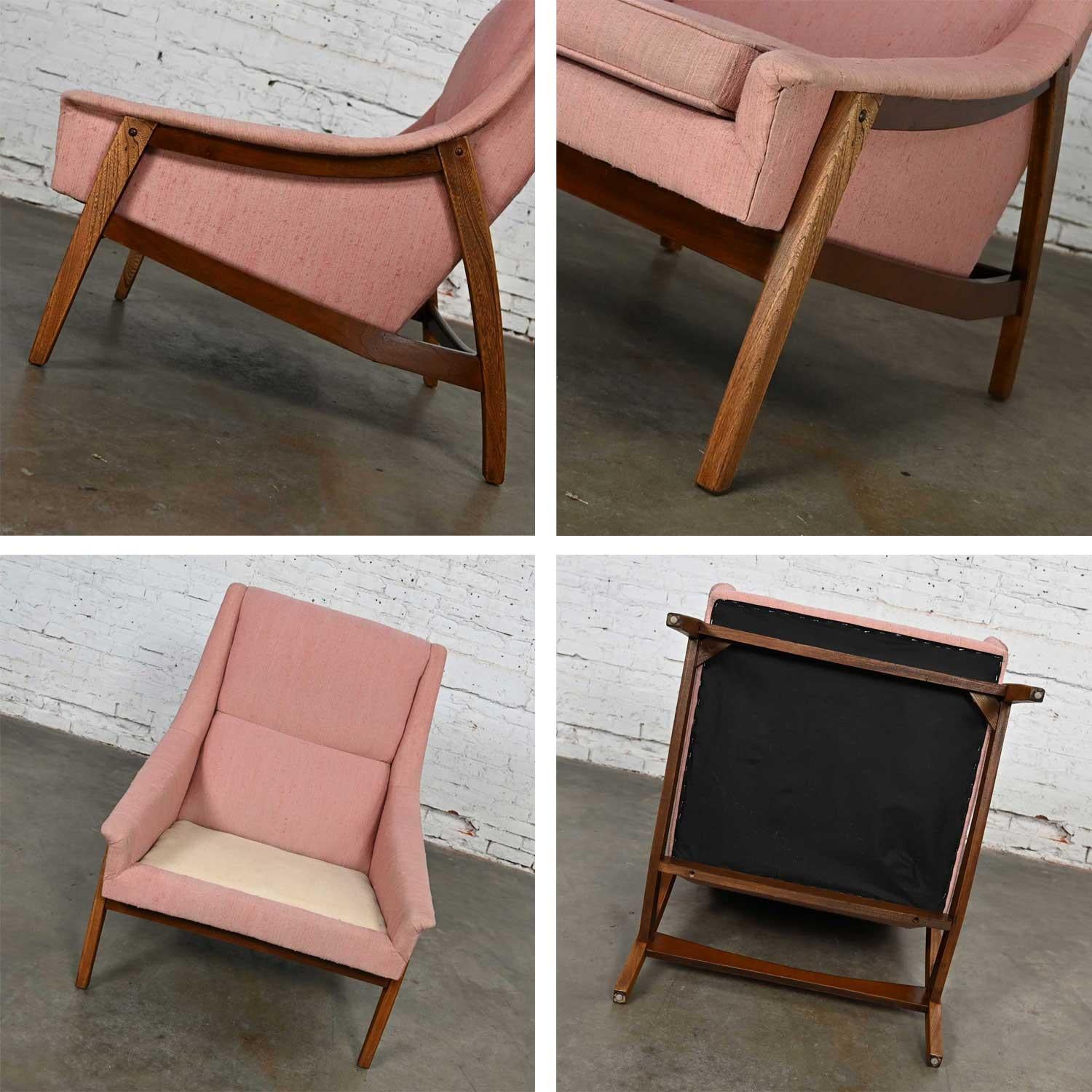 MCM Walnut & Ash Frame with Pink Fabric Lounge Chair Style of Dux or Kroehler For Sale 3