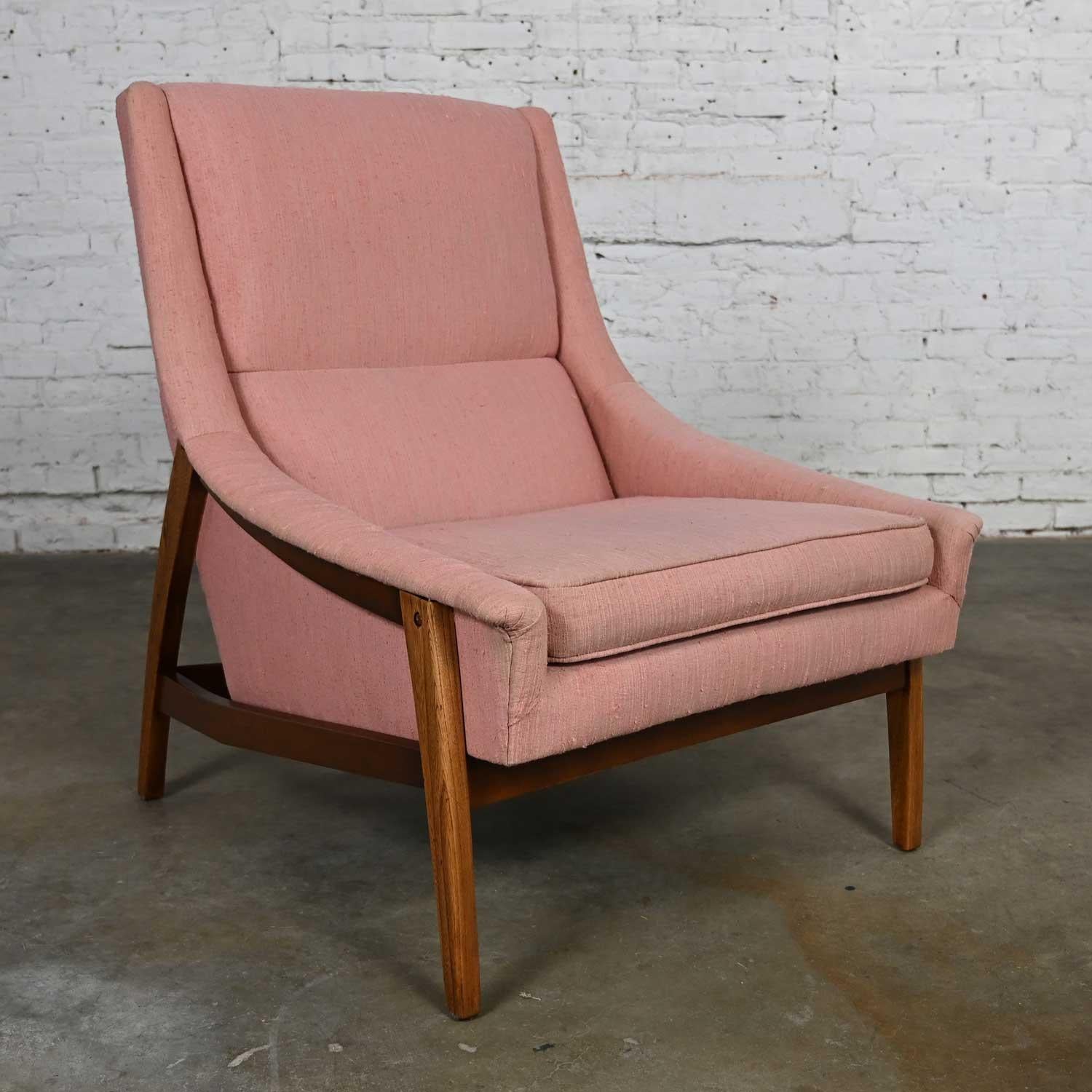 MCM Walnut & Ash Frame with Pink Fabric Lounge Chair Style of Dux or Kroehler For Sale 11