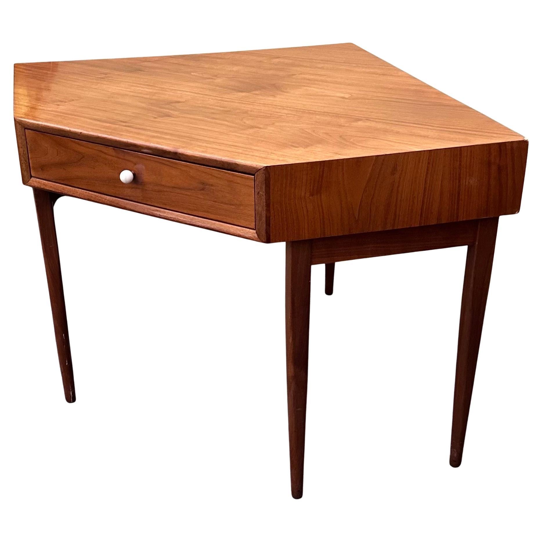 Super rare and fabulous MCM single drawer walnut corner desk designed by Kipp Stewart for Drexel’s 