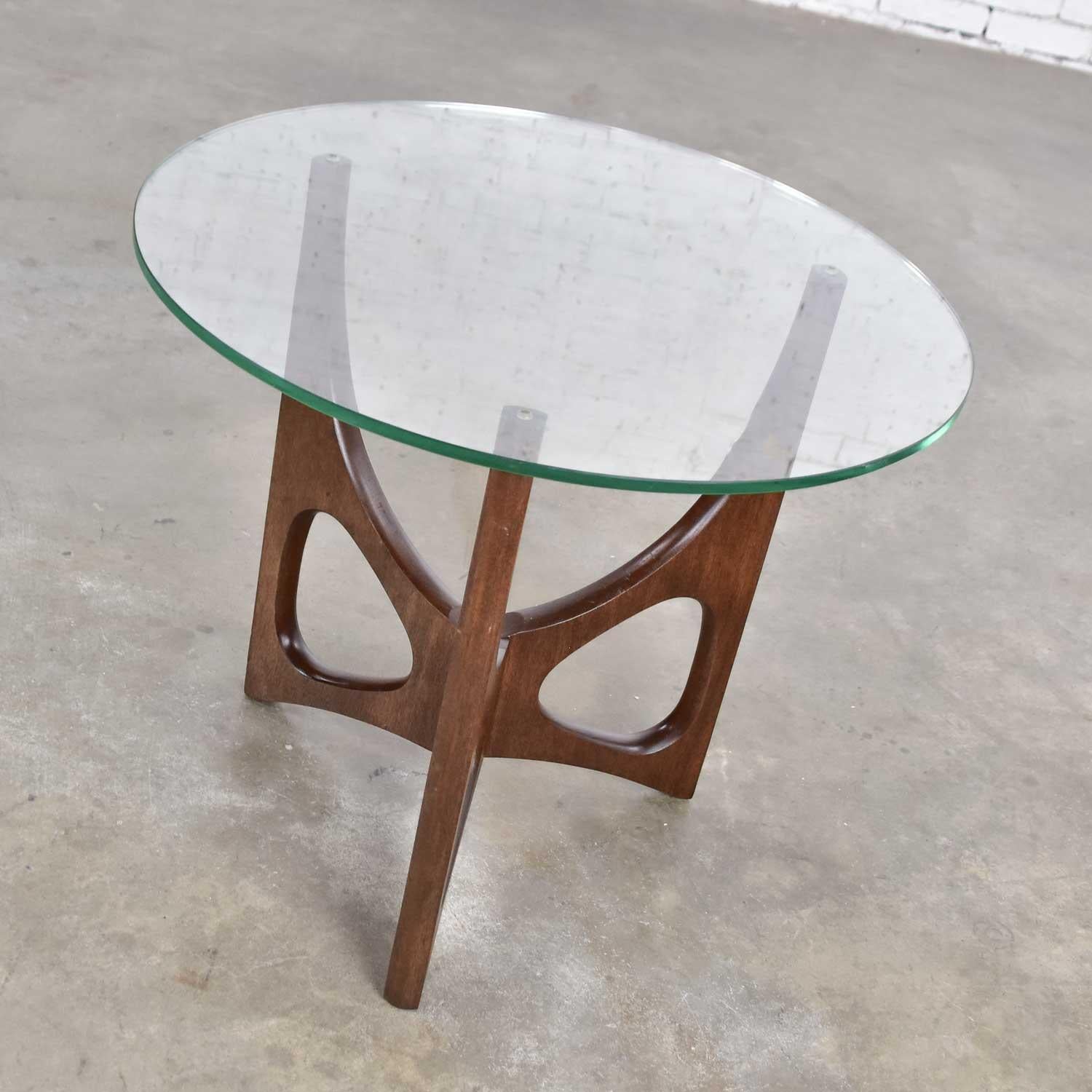 American MCM Walnut Tri-Leg Round Glass Top Side Table in the Style of Adrian Pearsall