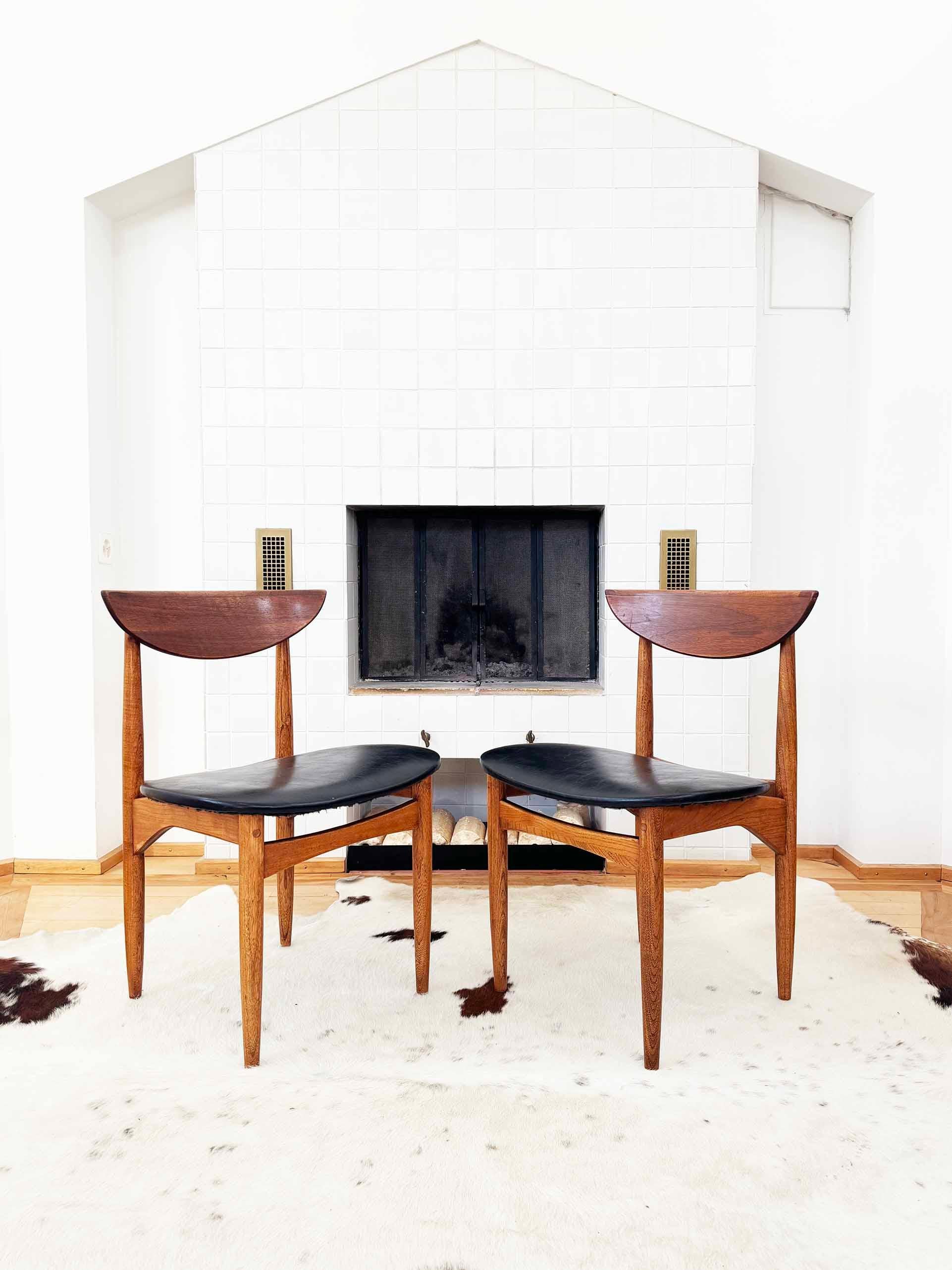 MCM Warren Church für Lane Perception Esszimmerstühle aus Nussbaumholz mit Katzenauge, 6er-Set im Angebot 6