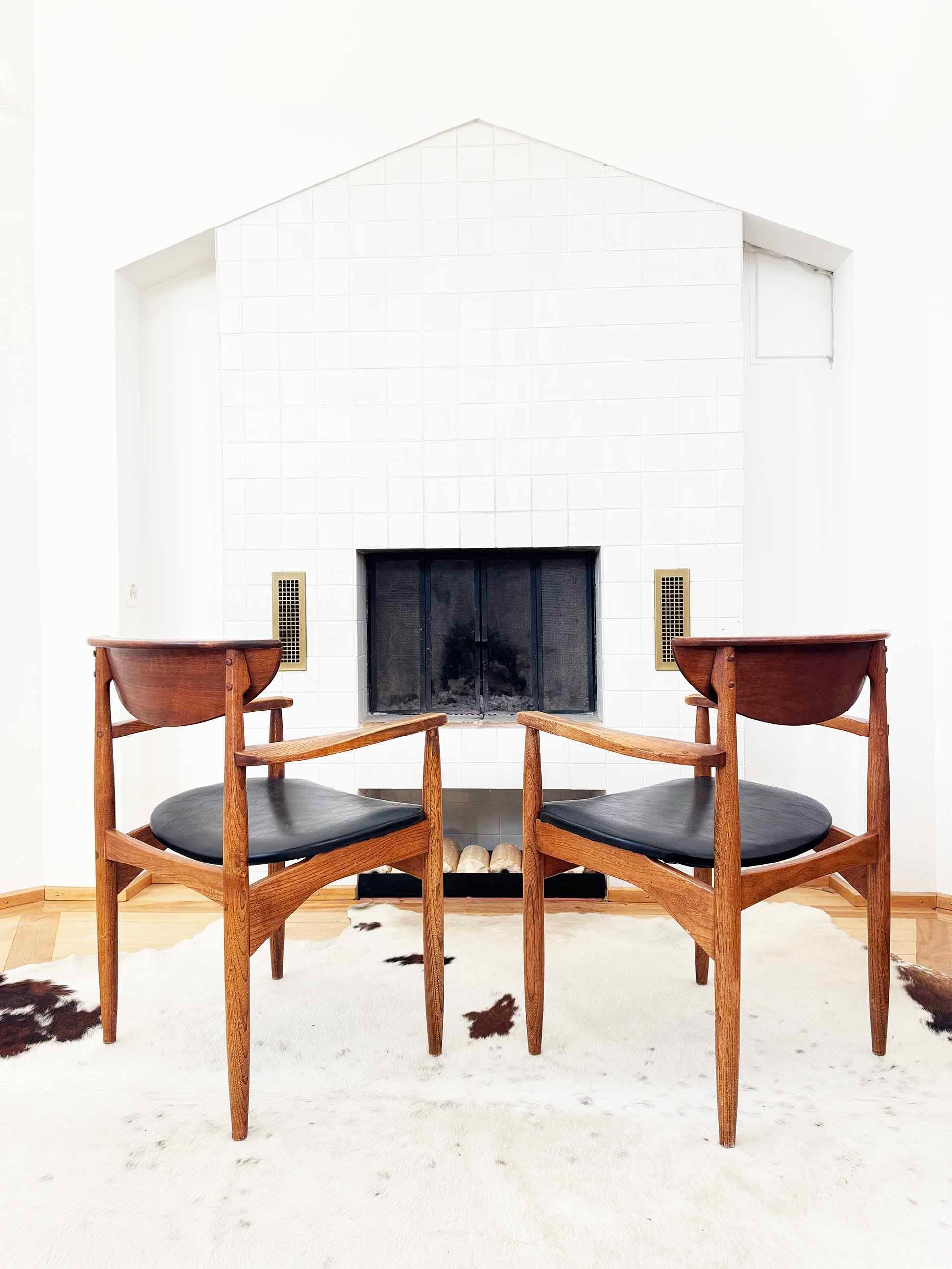MCM Warren Church für Lane Perception Esszimmerstühle aus Nussbaumholz mit Katzenauge, 6er-Set im Angebot 1