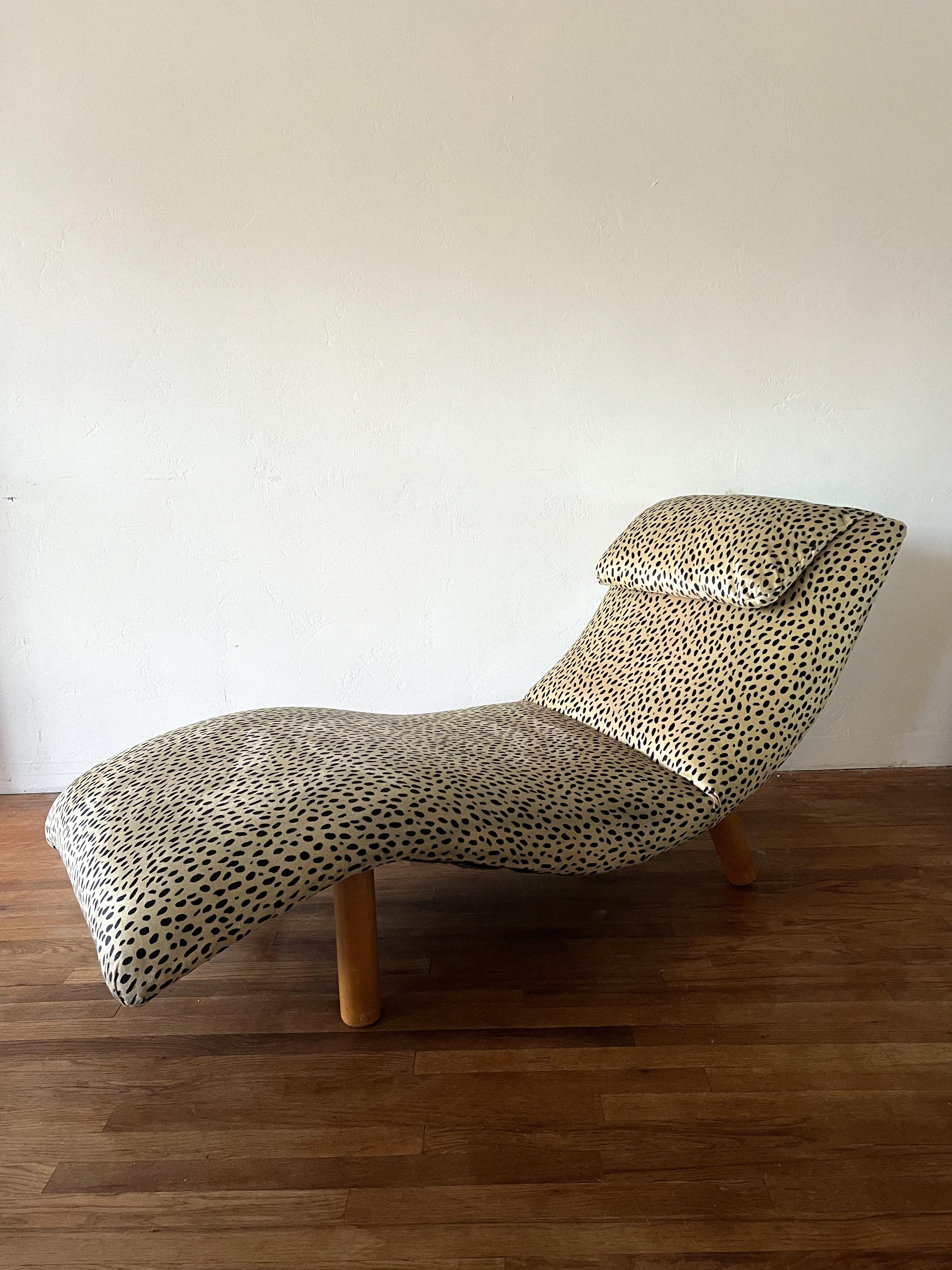 MCM Wave Chaise Attributed to Enricho Bartolini For Sale 4