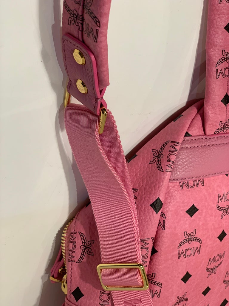 MCM Worldwide Medium Stark Backpack Pink and Black Visetos with Gold Studs For Sale 8