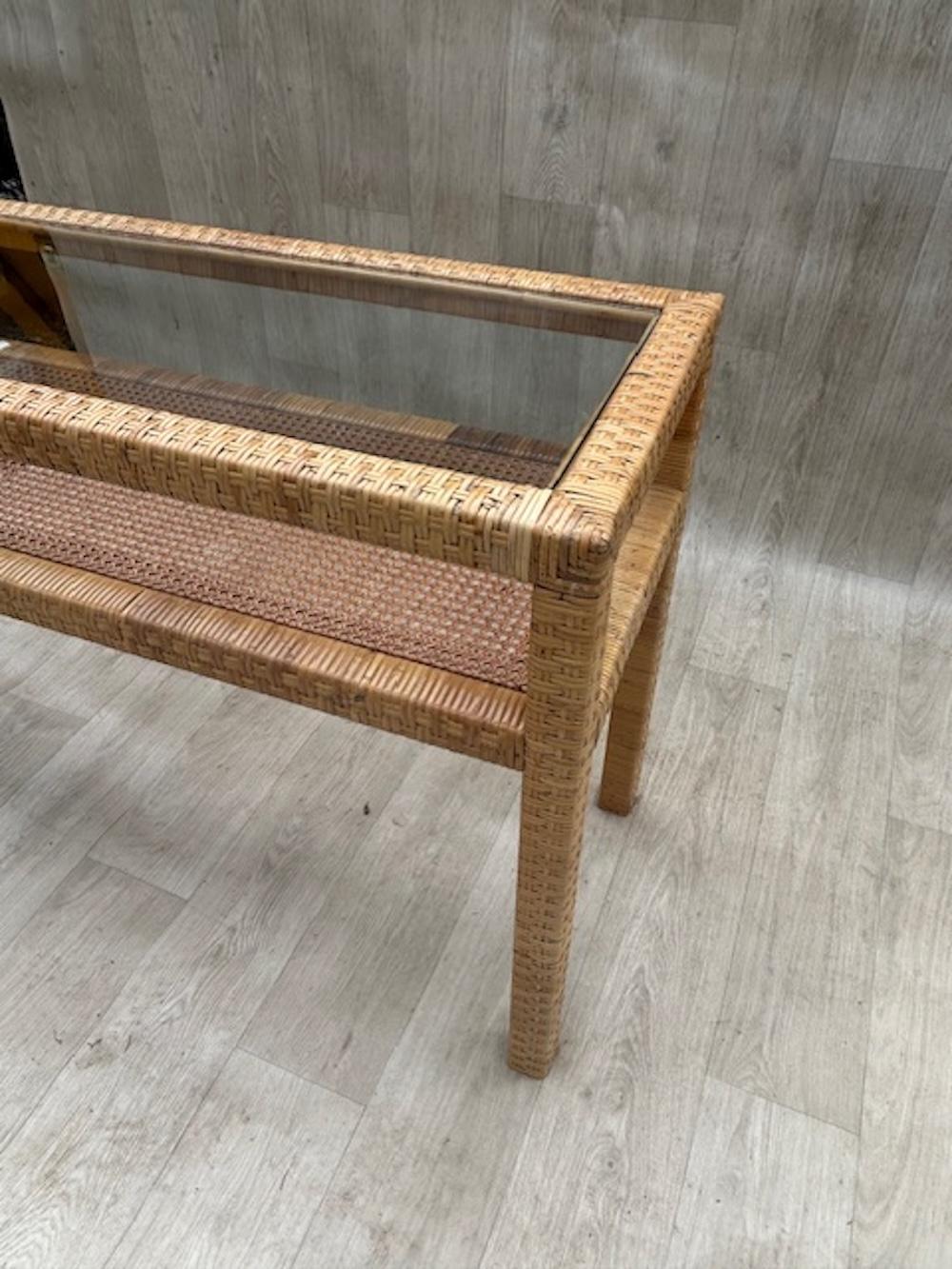 MCM Woven Rattan & Glass Two-Tier Console Table & Wall Mirror Set, Italy, 1970 For Sale 6