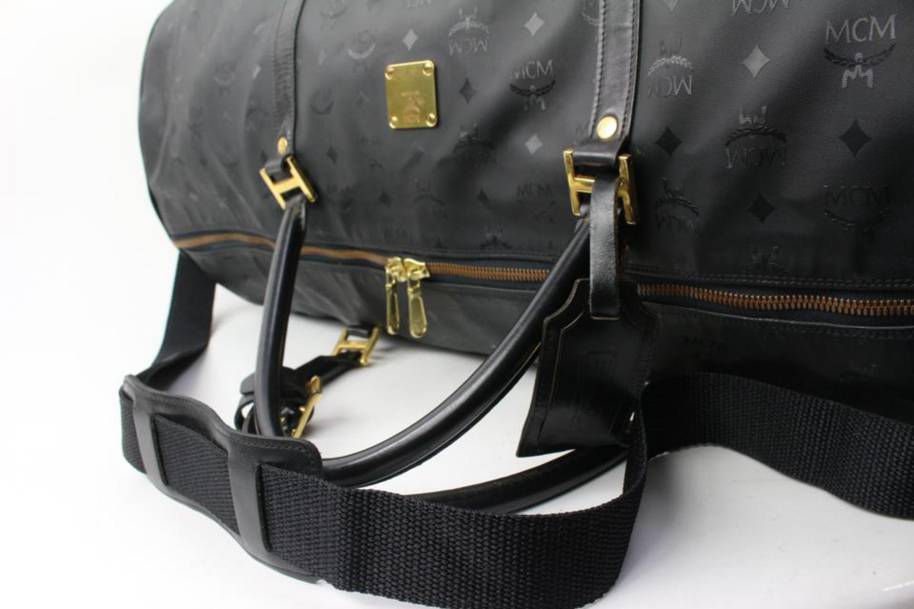 MCM XL Black Monogram Visetos Logo Boston Duffle Bag with Strap 121m47 In Excellent Condition In Dix hills, NY
