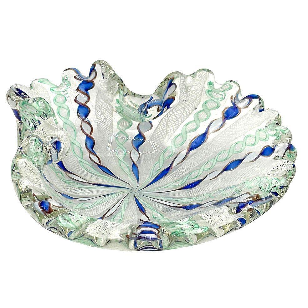 Mid-Century moderno MCM Zanfircio Piatto conchiglia in vetro artistico di Murano The Artful Green Nastri di Salviati in vendita